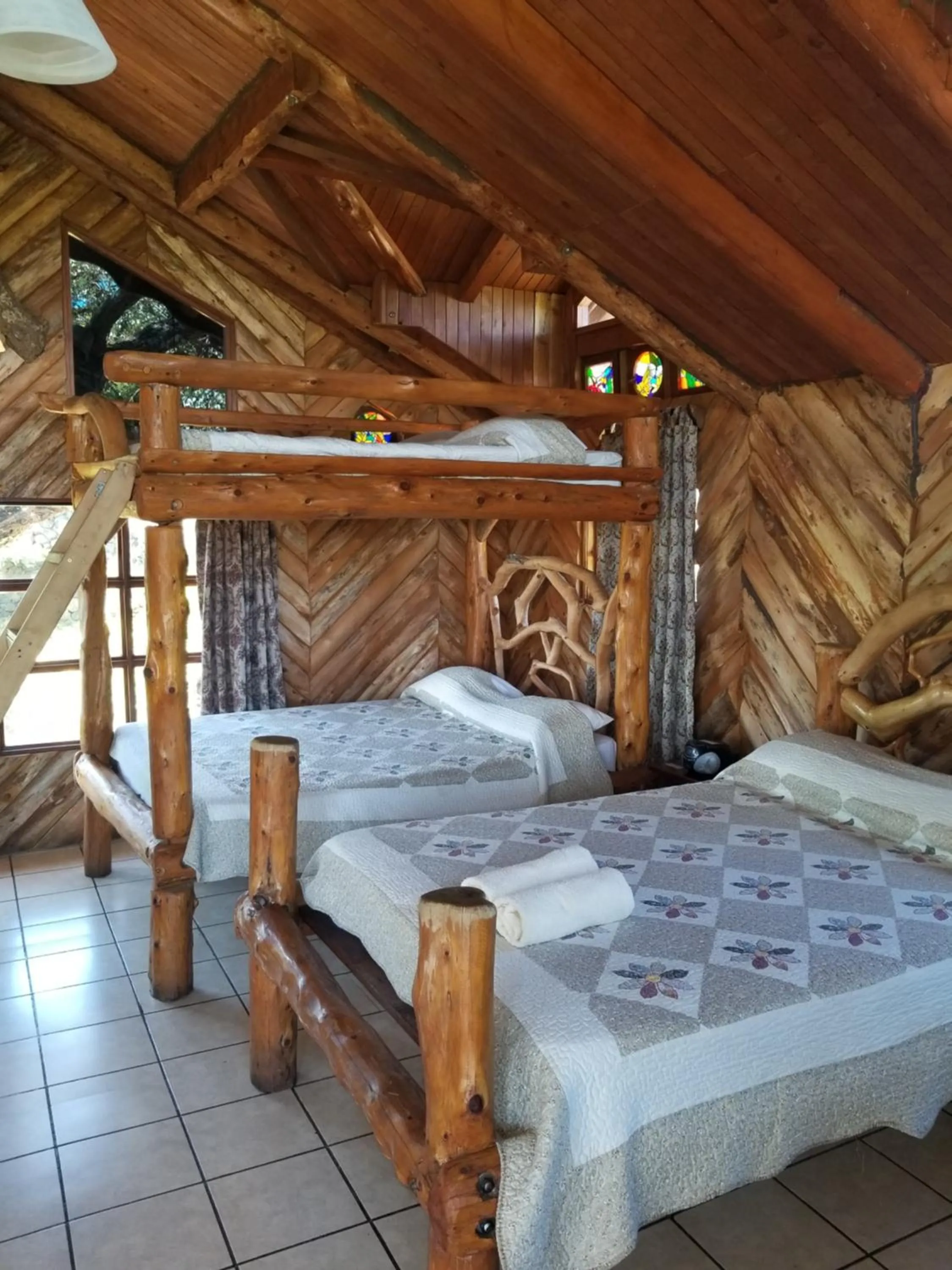 Bed in Hotel Monte Campana Heredia