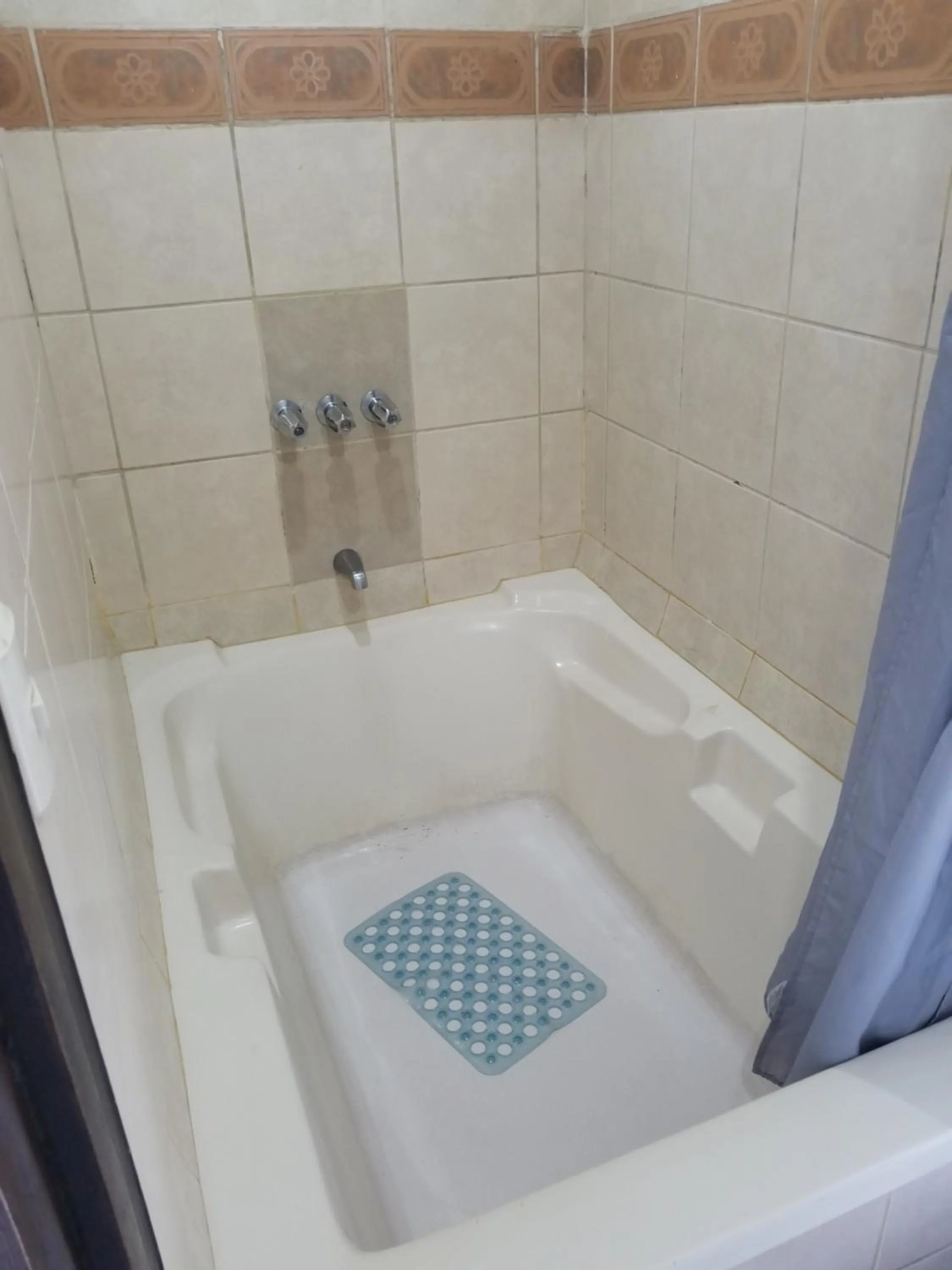 Bathroom in Hotel Monte Campana Heredia