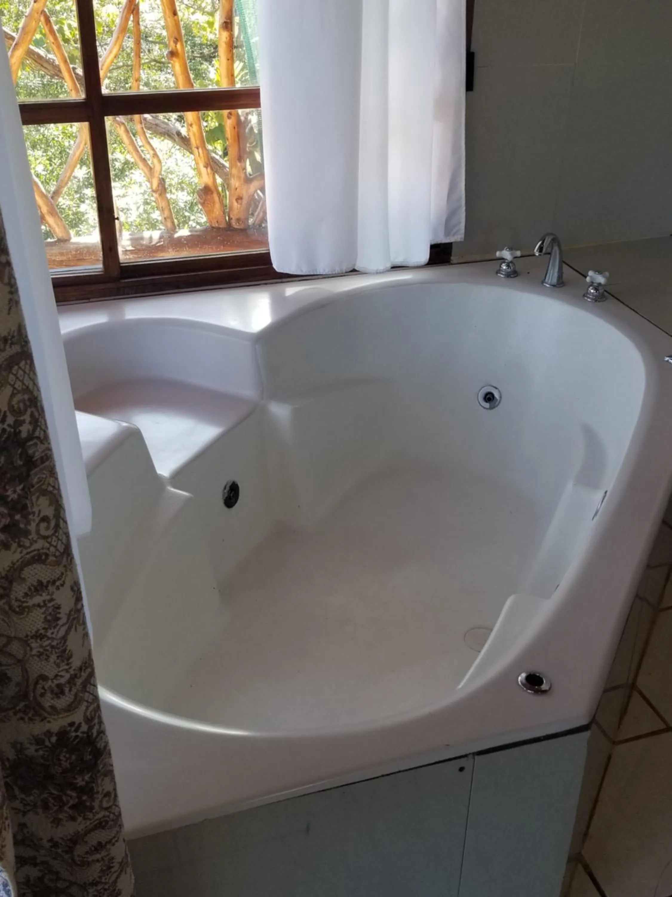 Decorative detail in Hotel Monte Campana Heredia