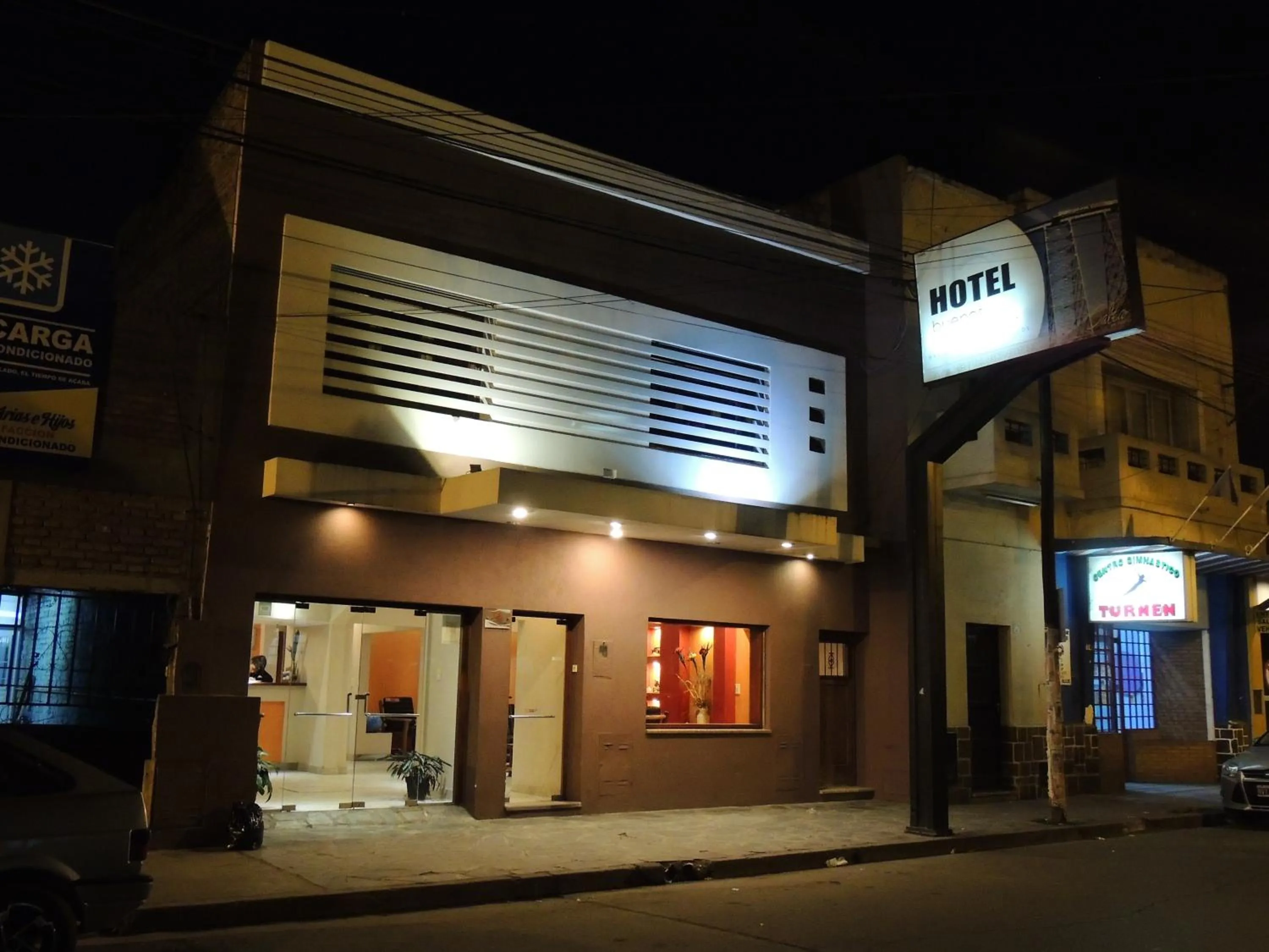 Facade/entrance in Hotel Buenos Aires