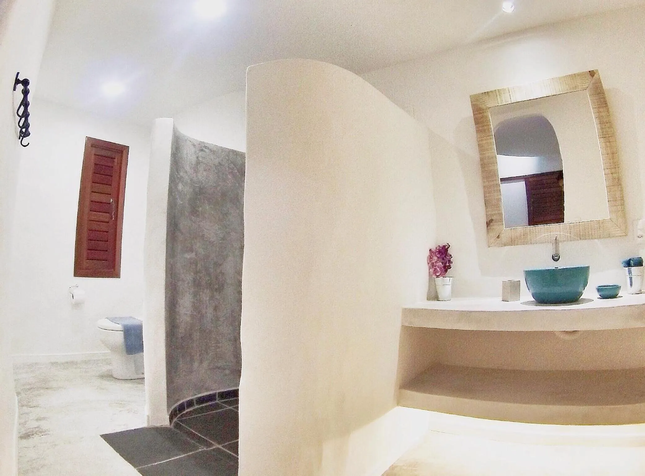 Toilet in Pousada Ilha do Vento