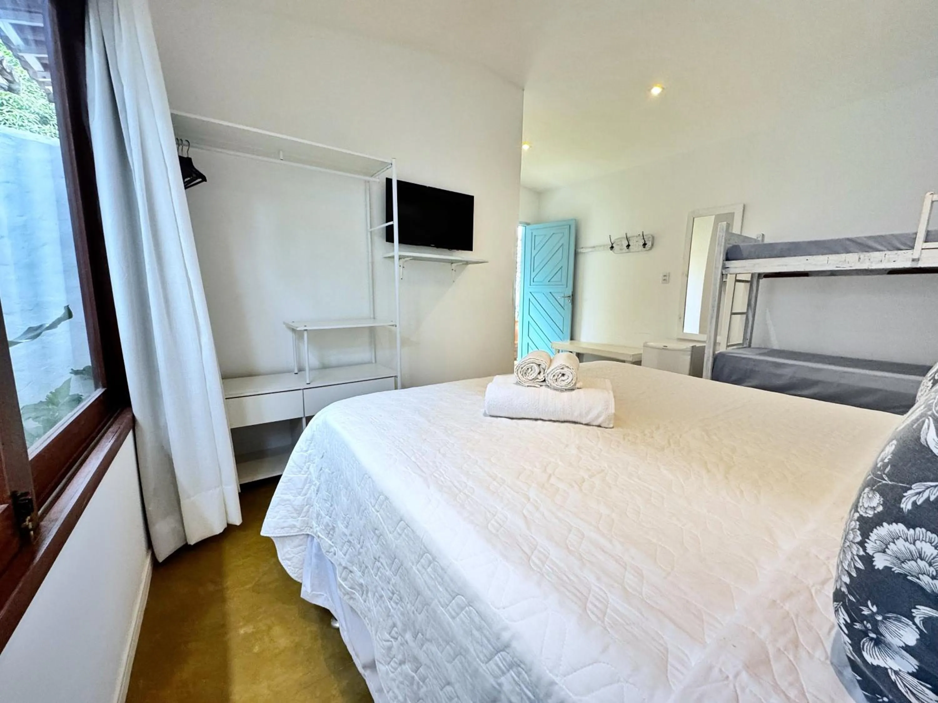 TV and multimedia, Bed in Pousada Ilha do Vento