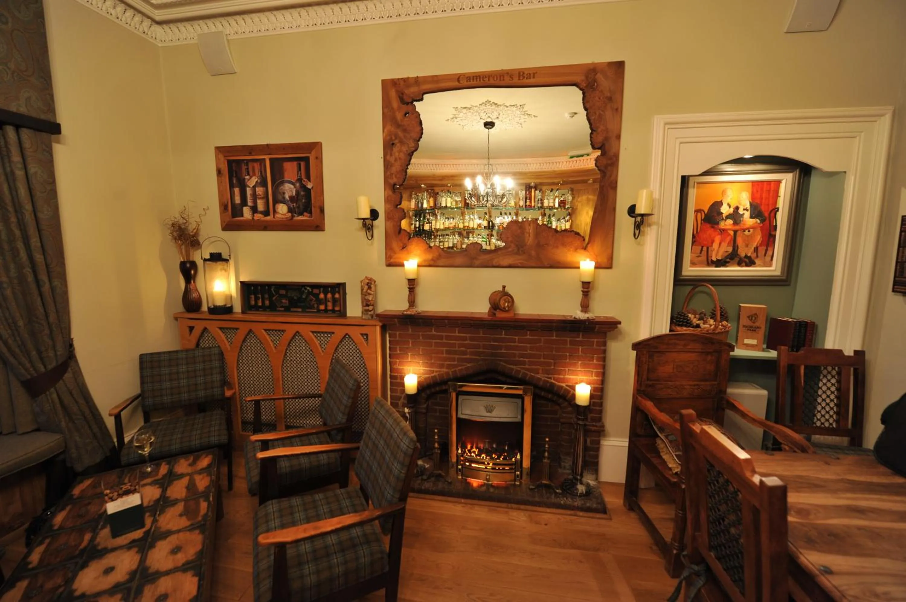 Lounge or bar in Poppies Hotel