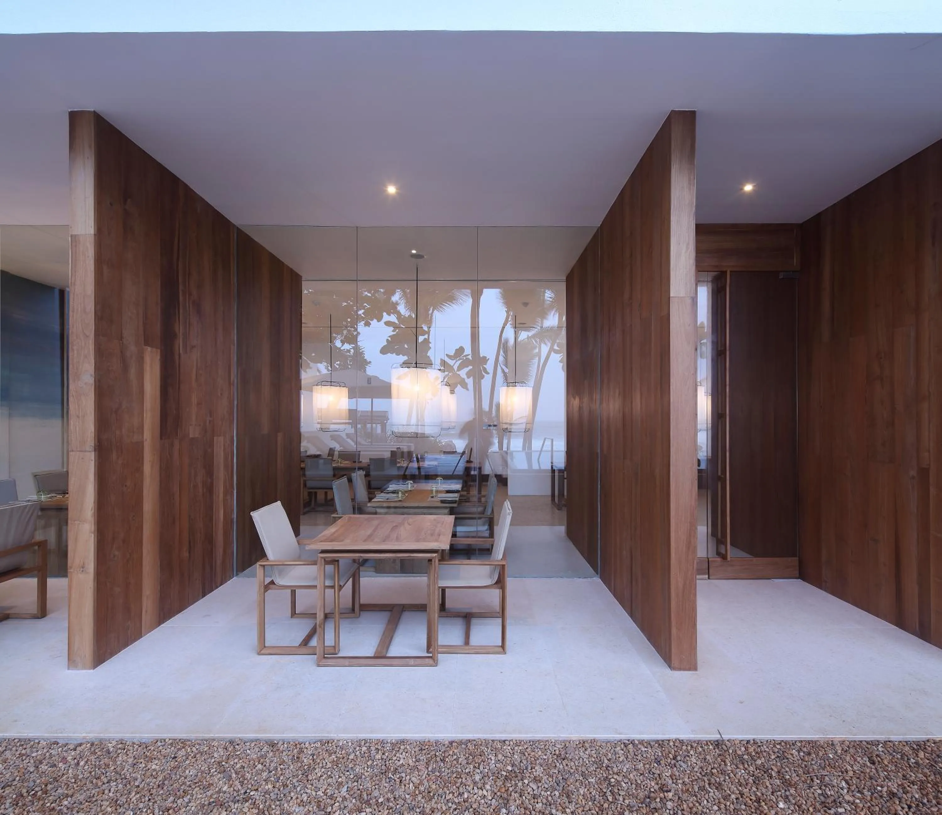 Restaurant/places to eat in Riff Hikkaduwa