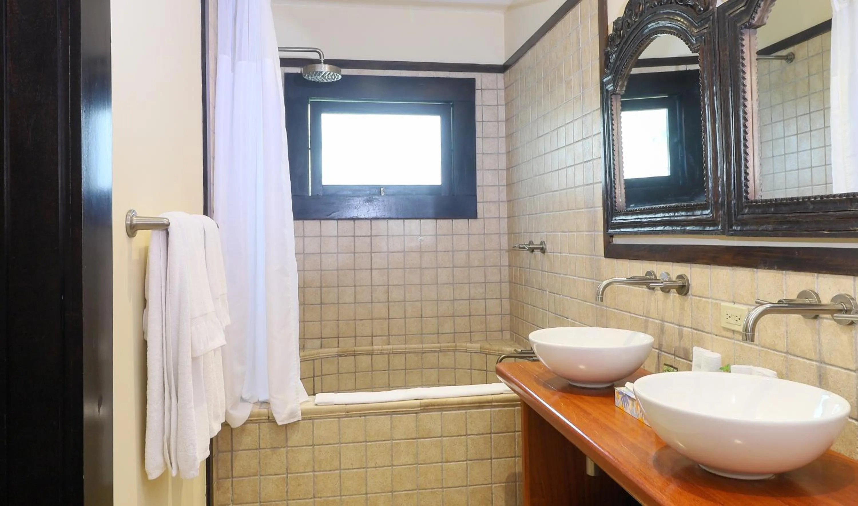 Bathroom in The Riverside Inn