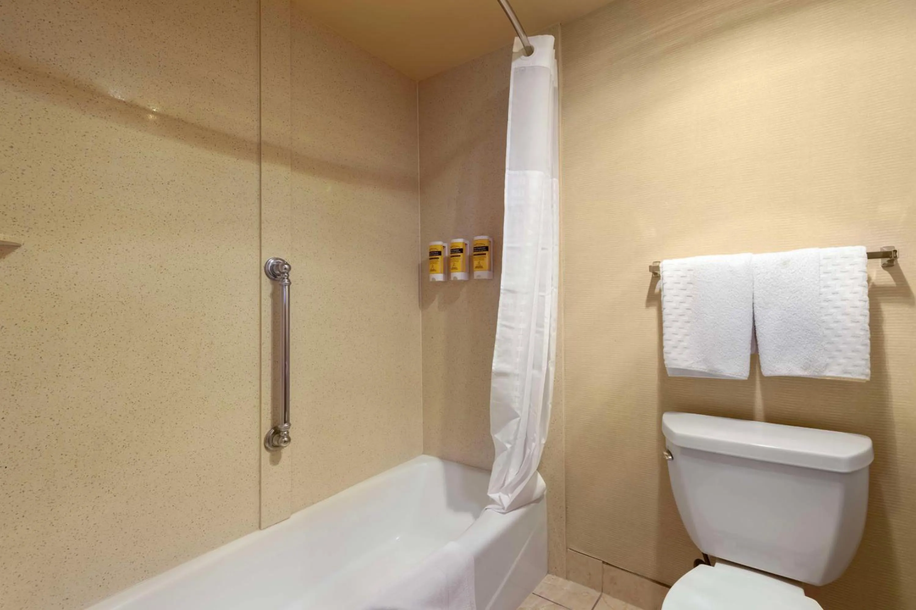 Bathroom in Best Western Plus Redondo Beach Inn