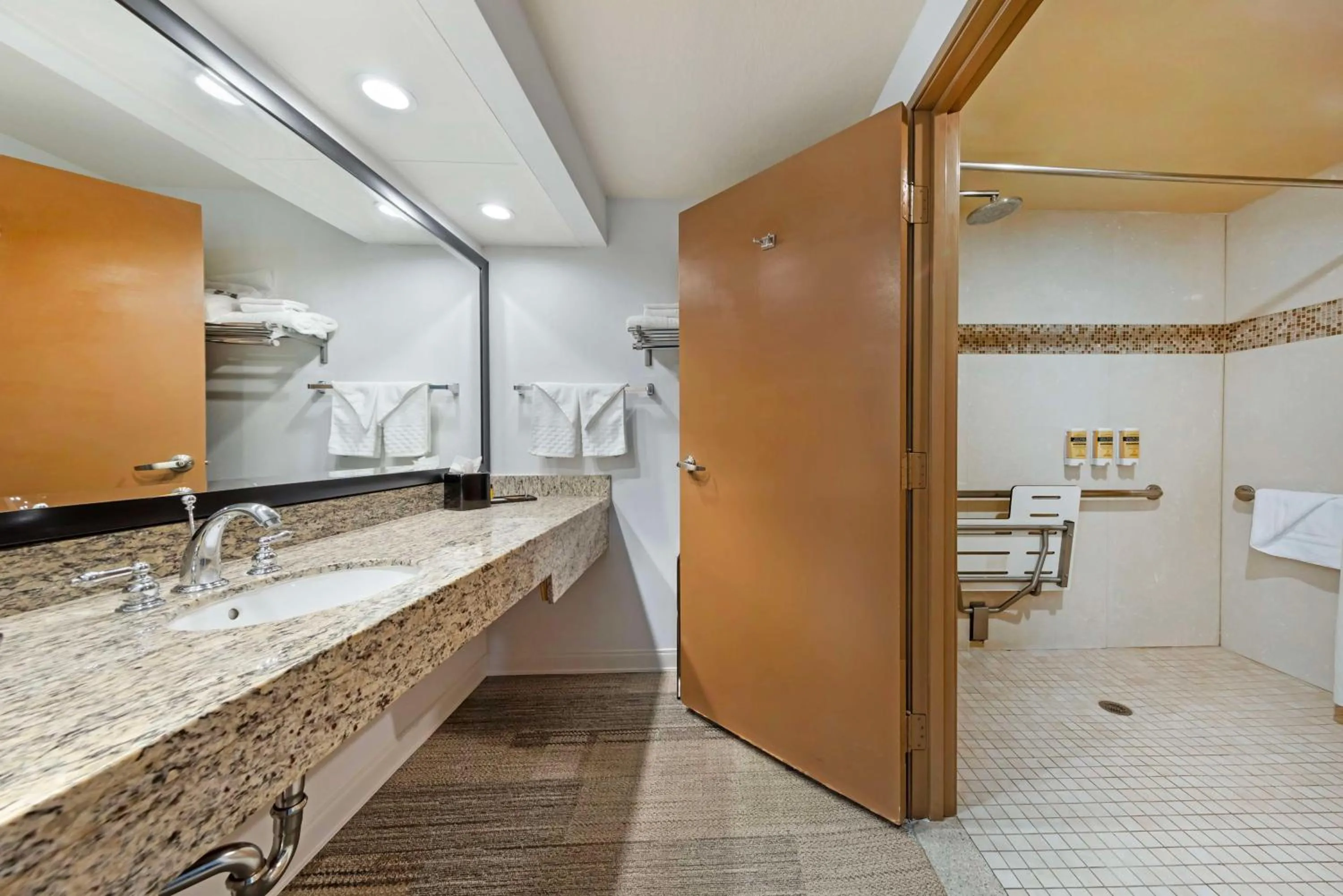 Bathroom in Best Western Plus Redondo Beach Inn