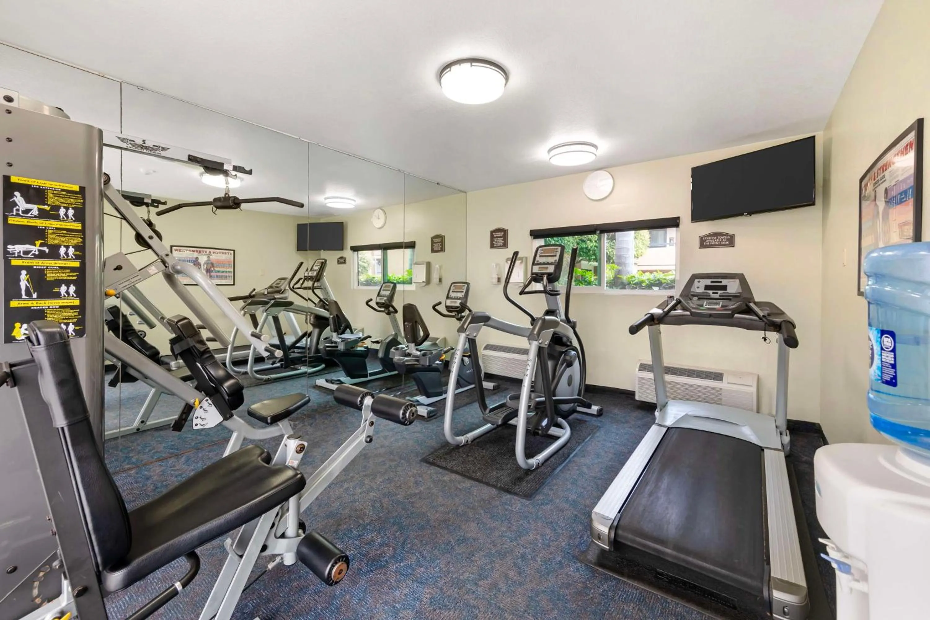 Fitness centre/facilities in Best Western Plus Redondo Beach Inn