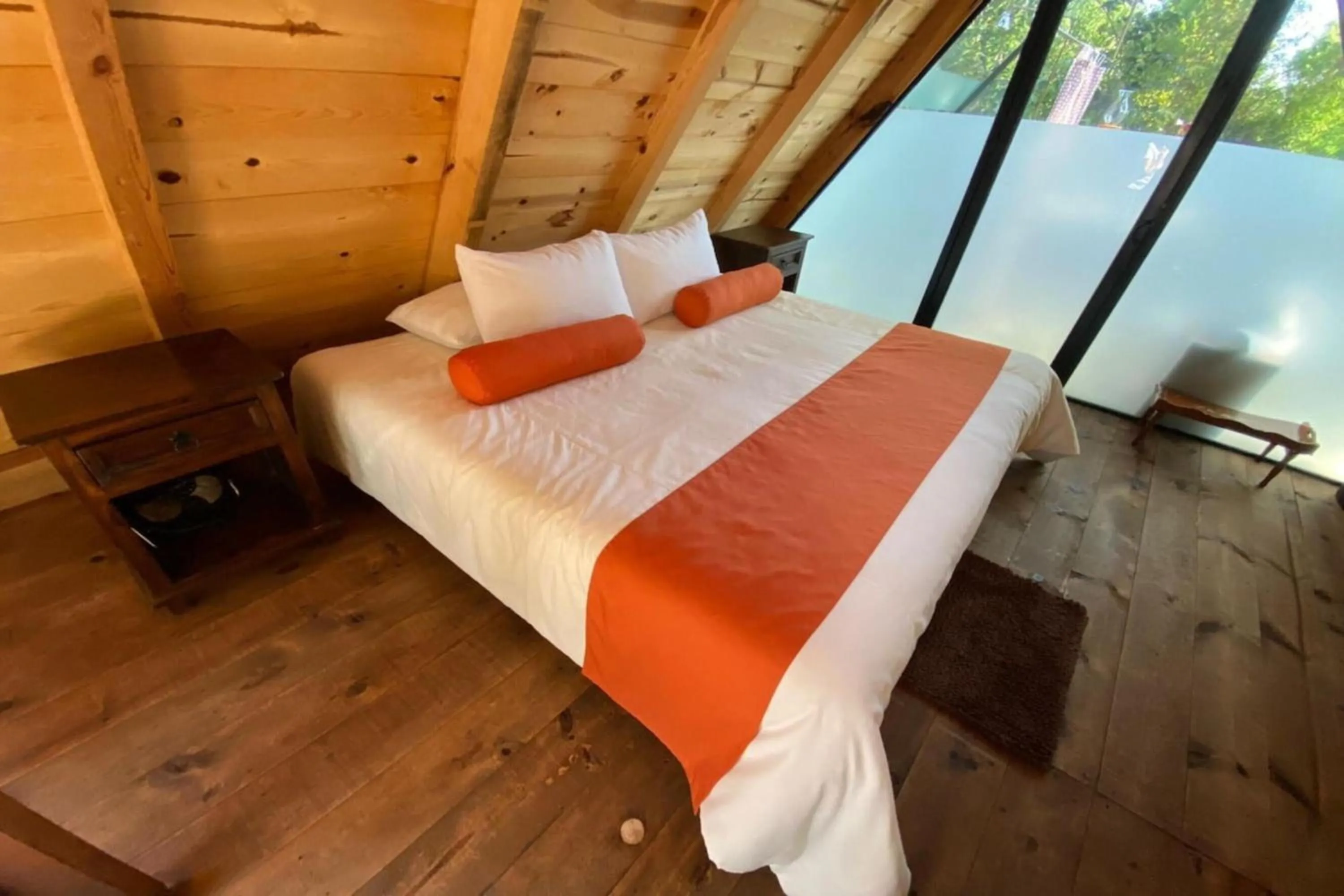 Bedroom, Bed in Collection O Hotel La Huerta Golf & Hotel, Cholula