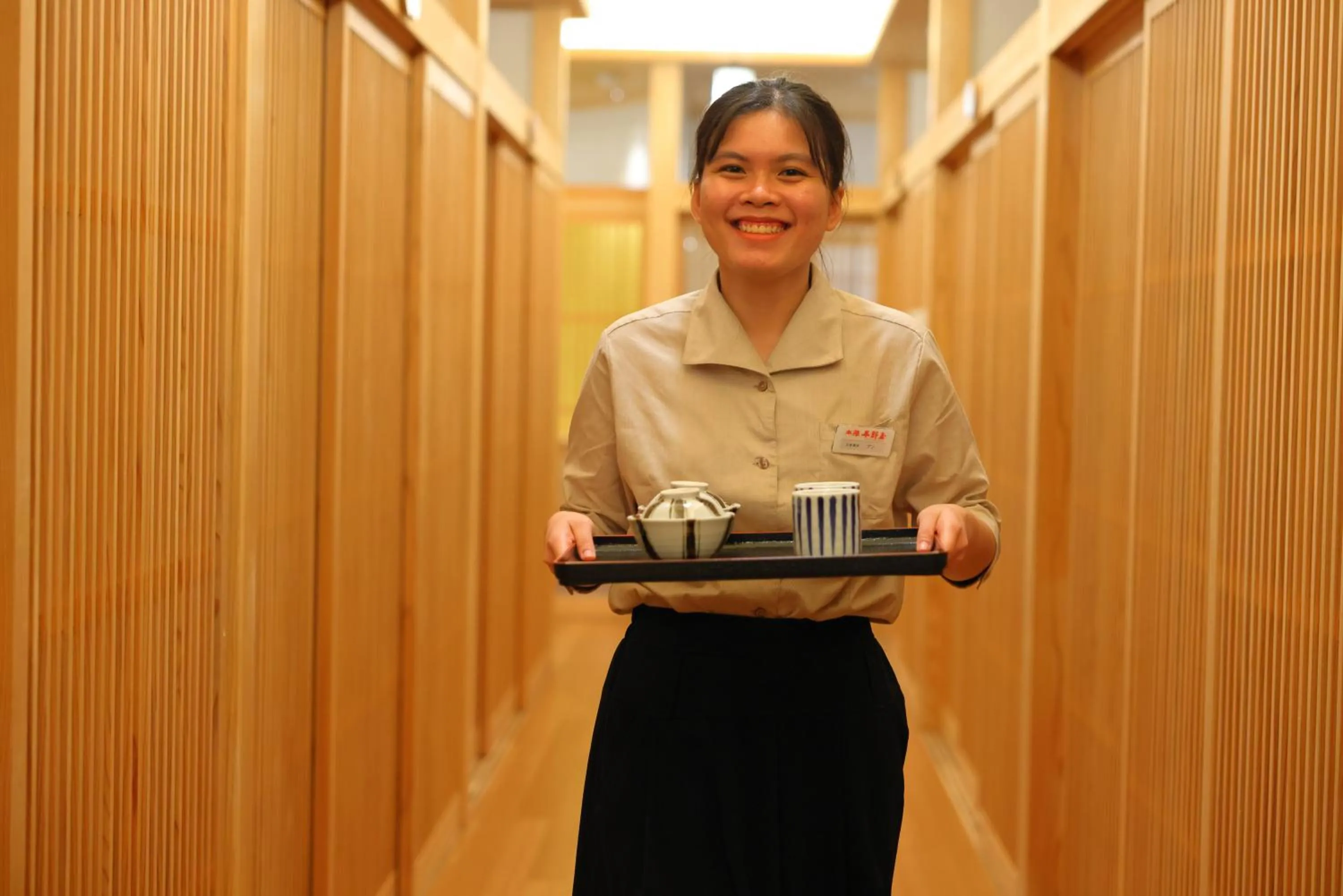 Staff in Honjin Hiranoya Annex