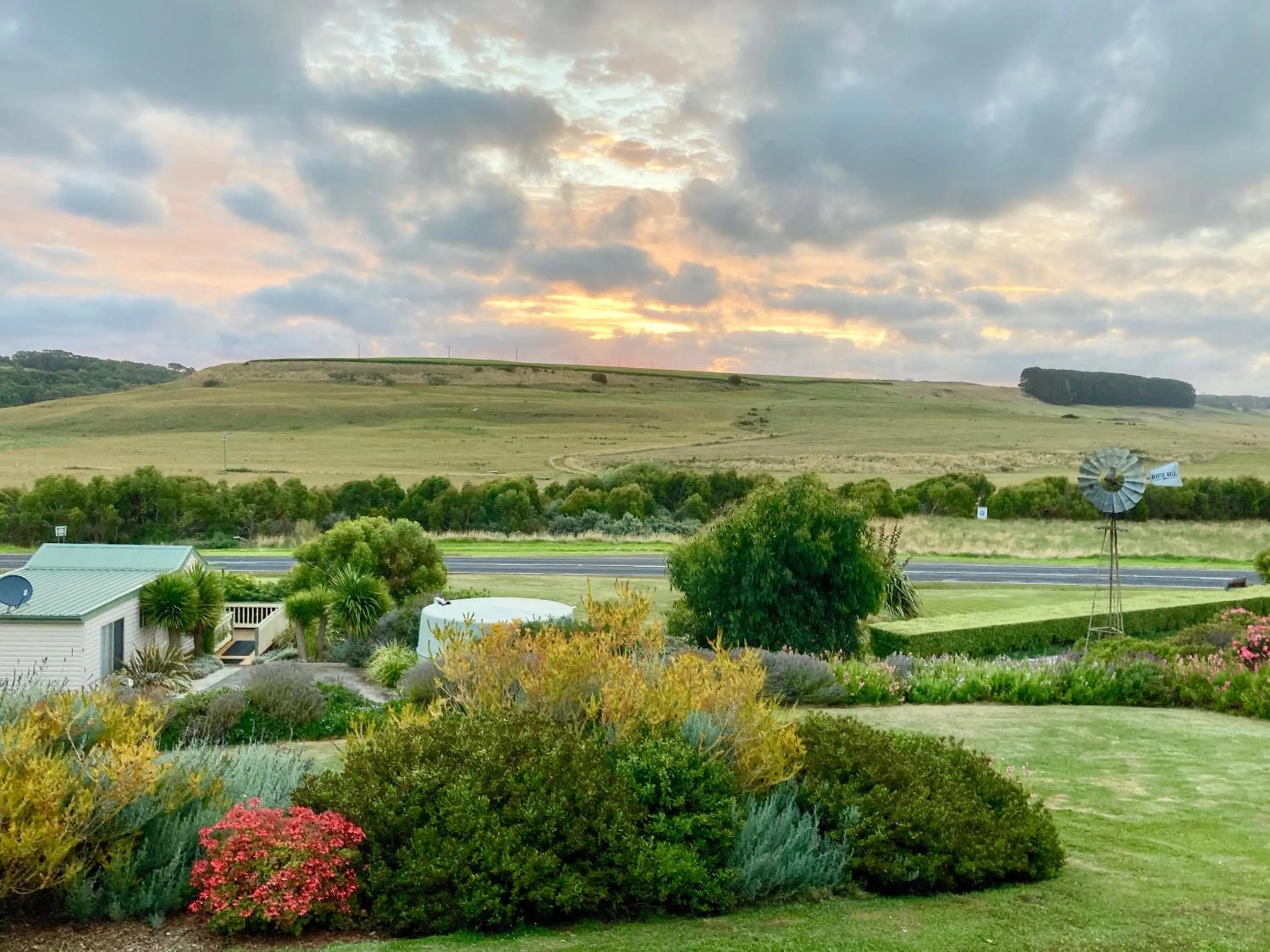 Garden view in Daysy Hill Country Cottages