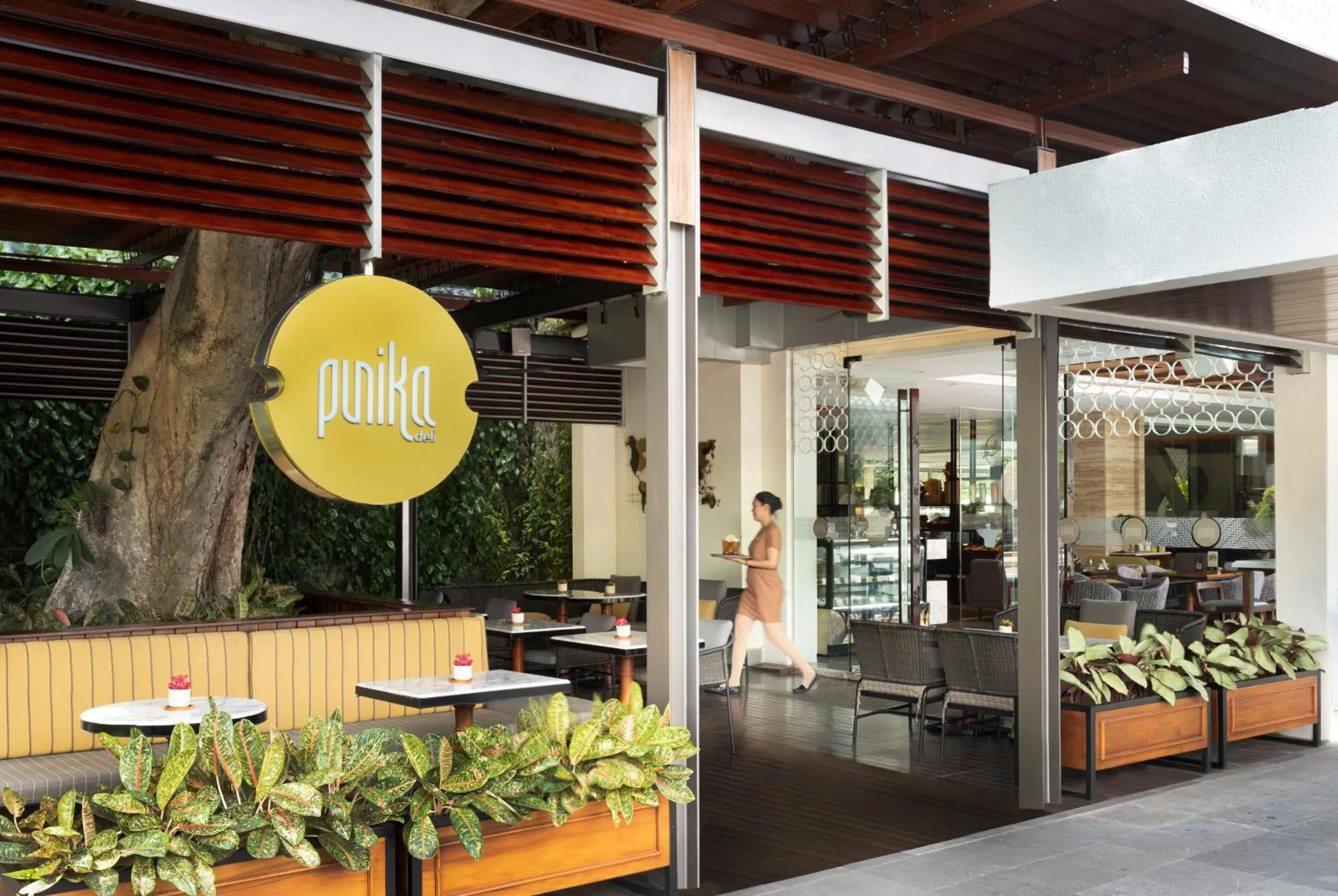 Lounge or bar in Royal Ambarrukmo Yogyakarta