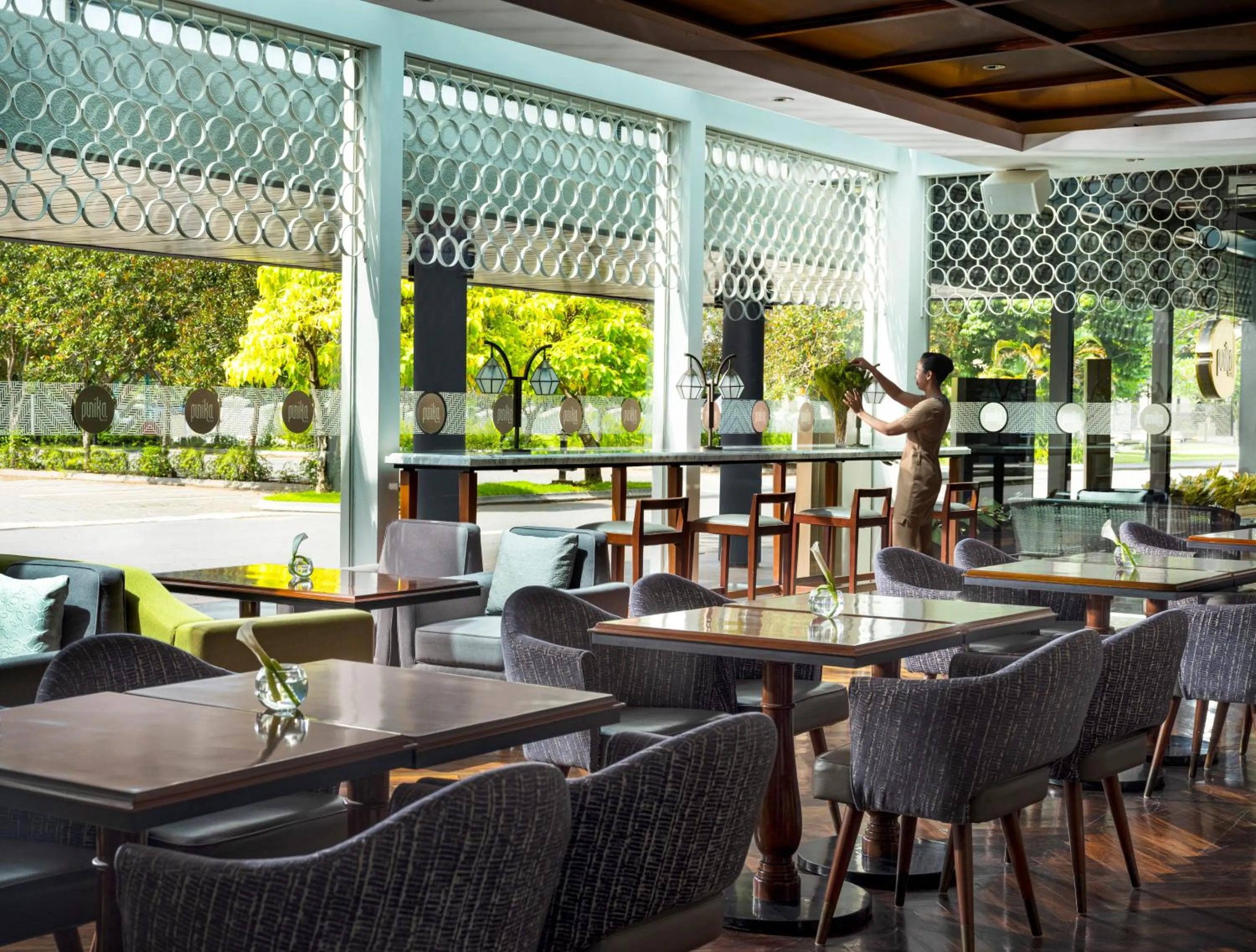 Lounge or bar in Royal Ambarrukmo Yogyakarta
