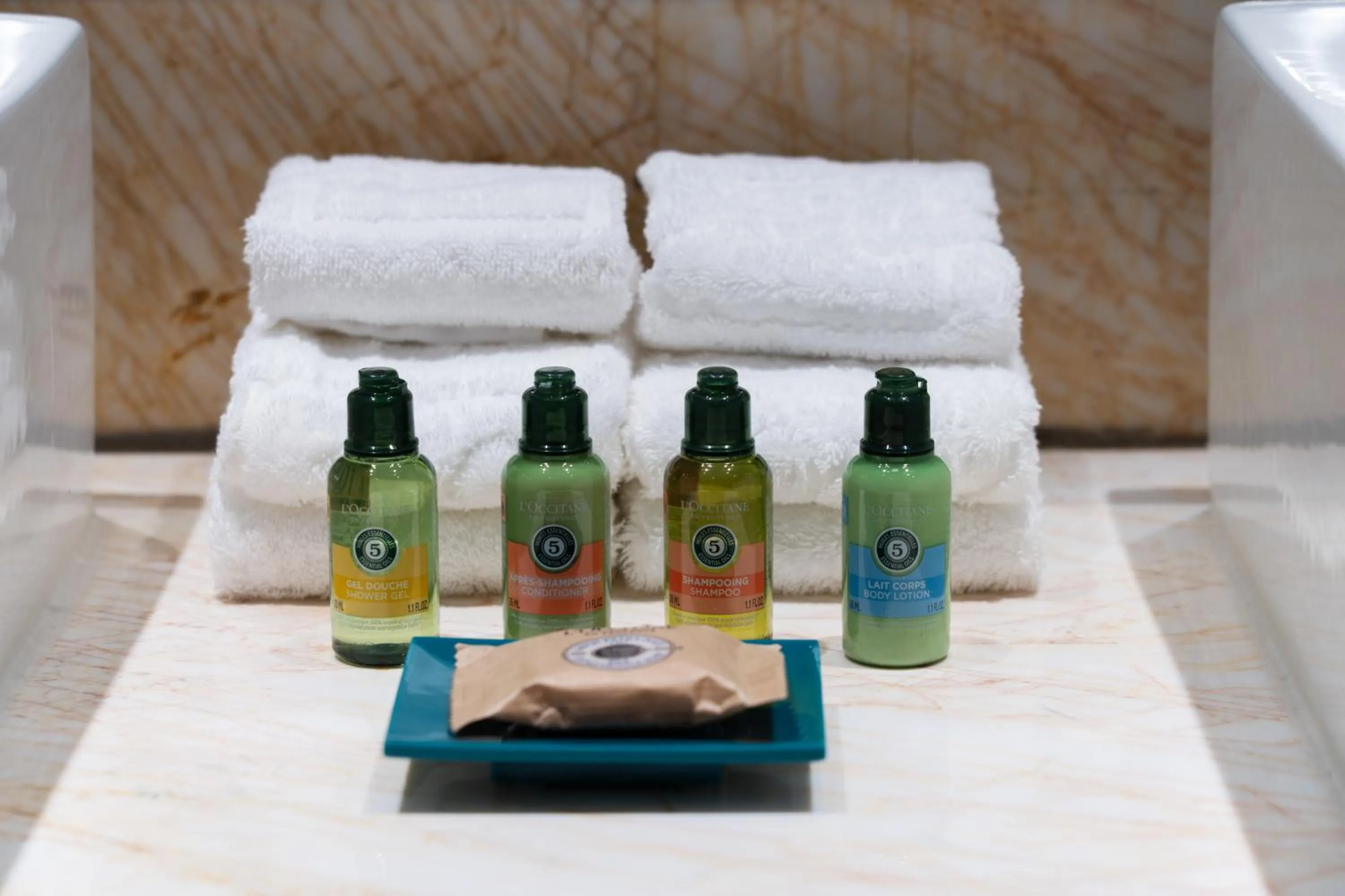 Grand Metropark Universal Dinosaur Town Hotel