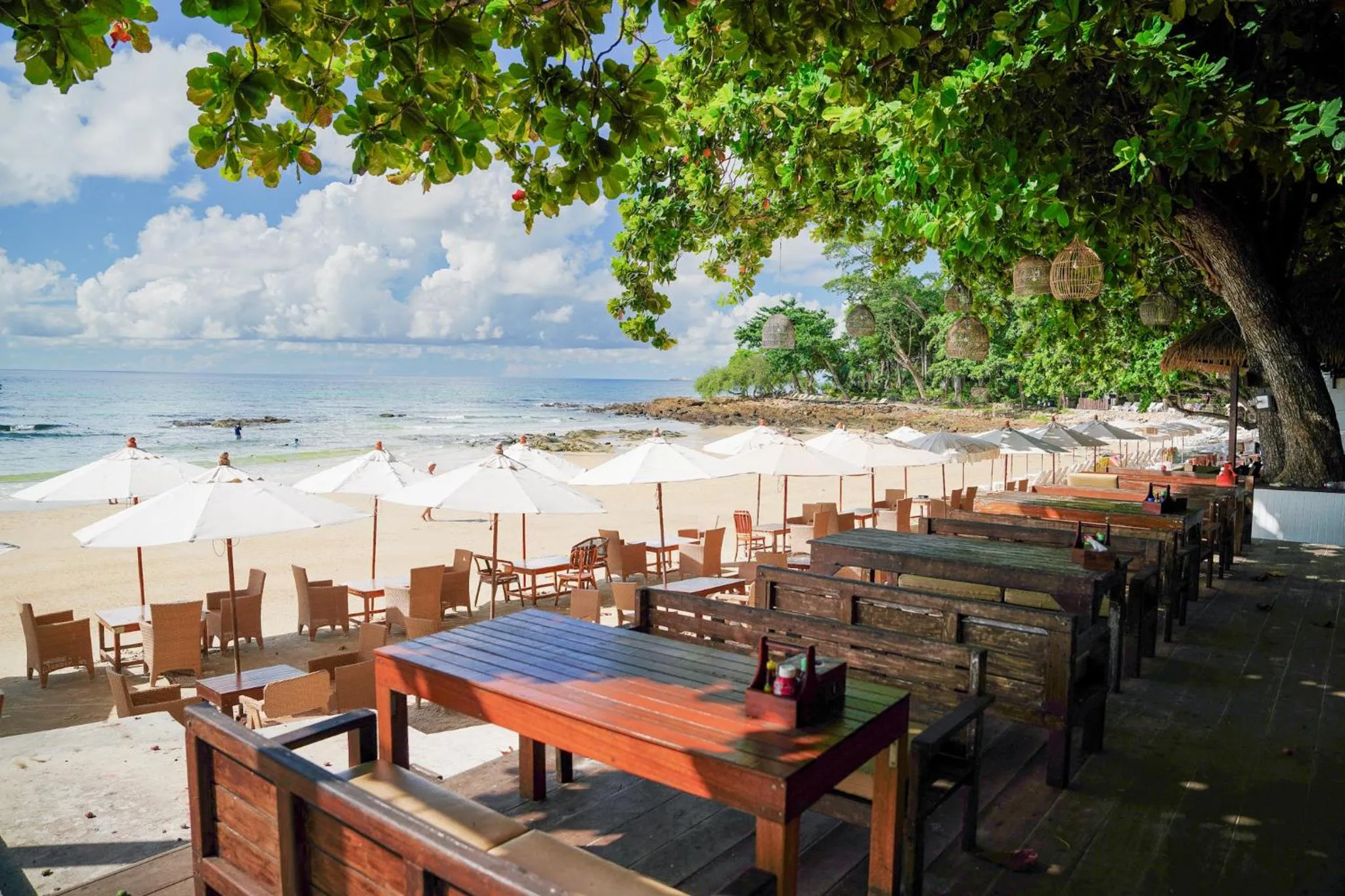 Restaurant/places to eat in Silversand Resort