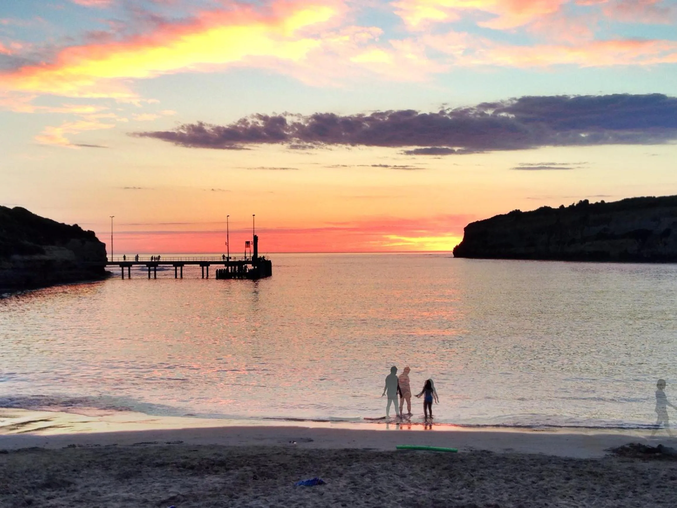Beach in Port Campbell Motor Inn