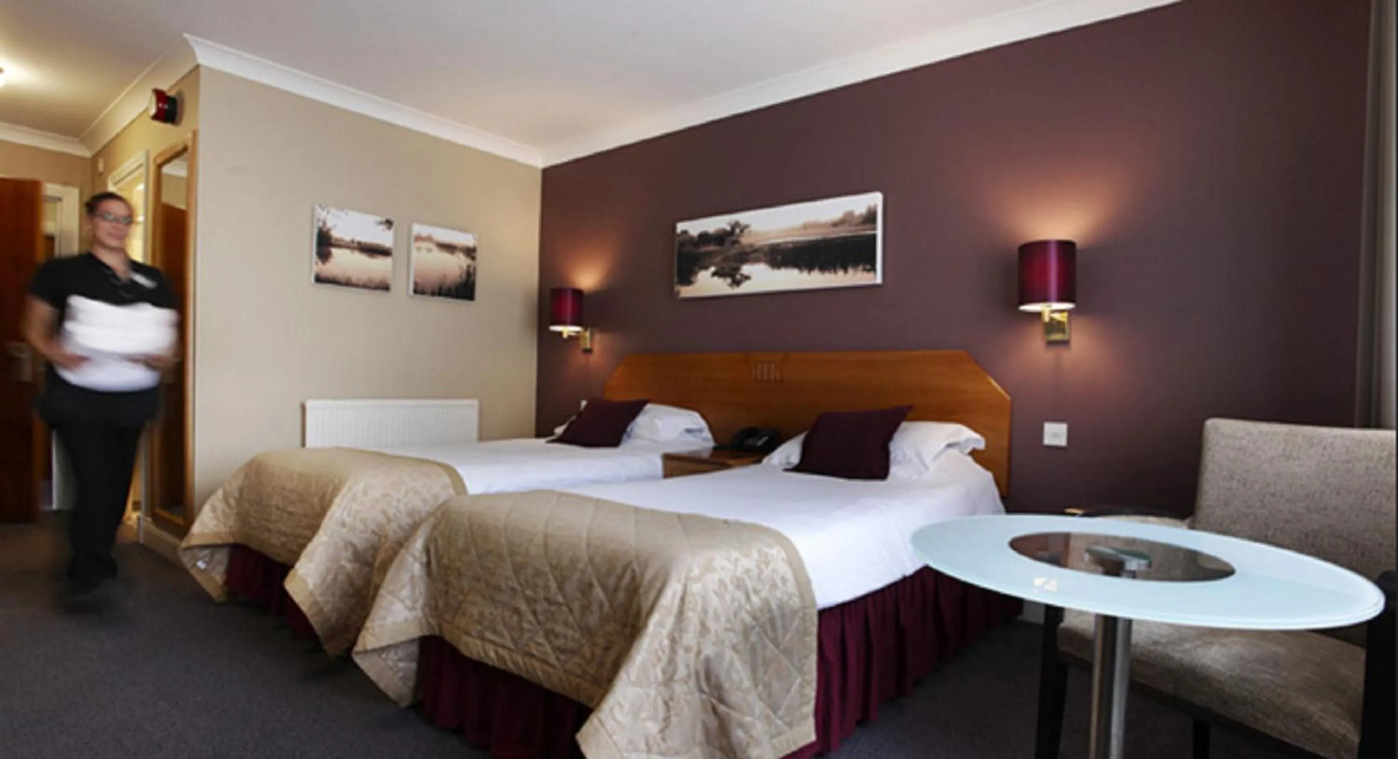 Bed in The Essex Golf & Country Club Hotel