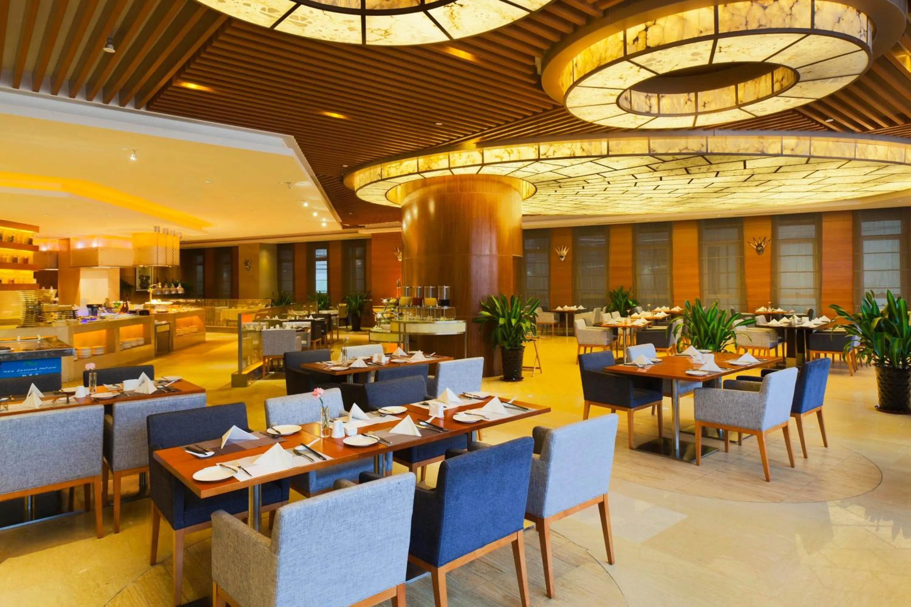 Restaurant/places to eat in Radisson Hotel Tianjin Aqua City