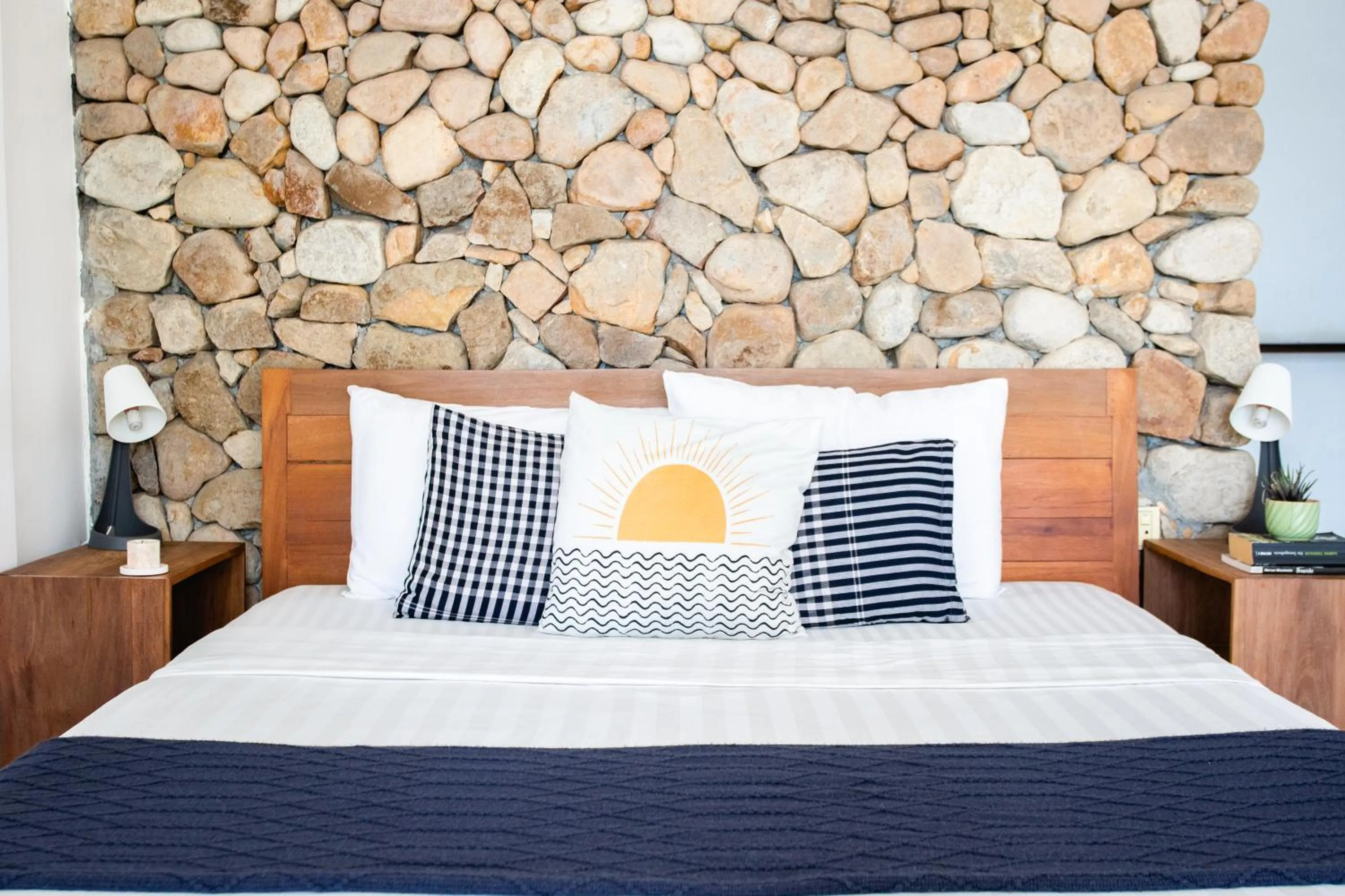 Bed in Saravoan-Kep Hotel