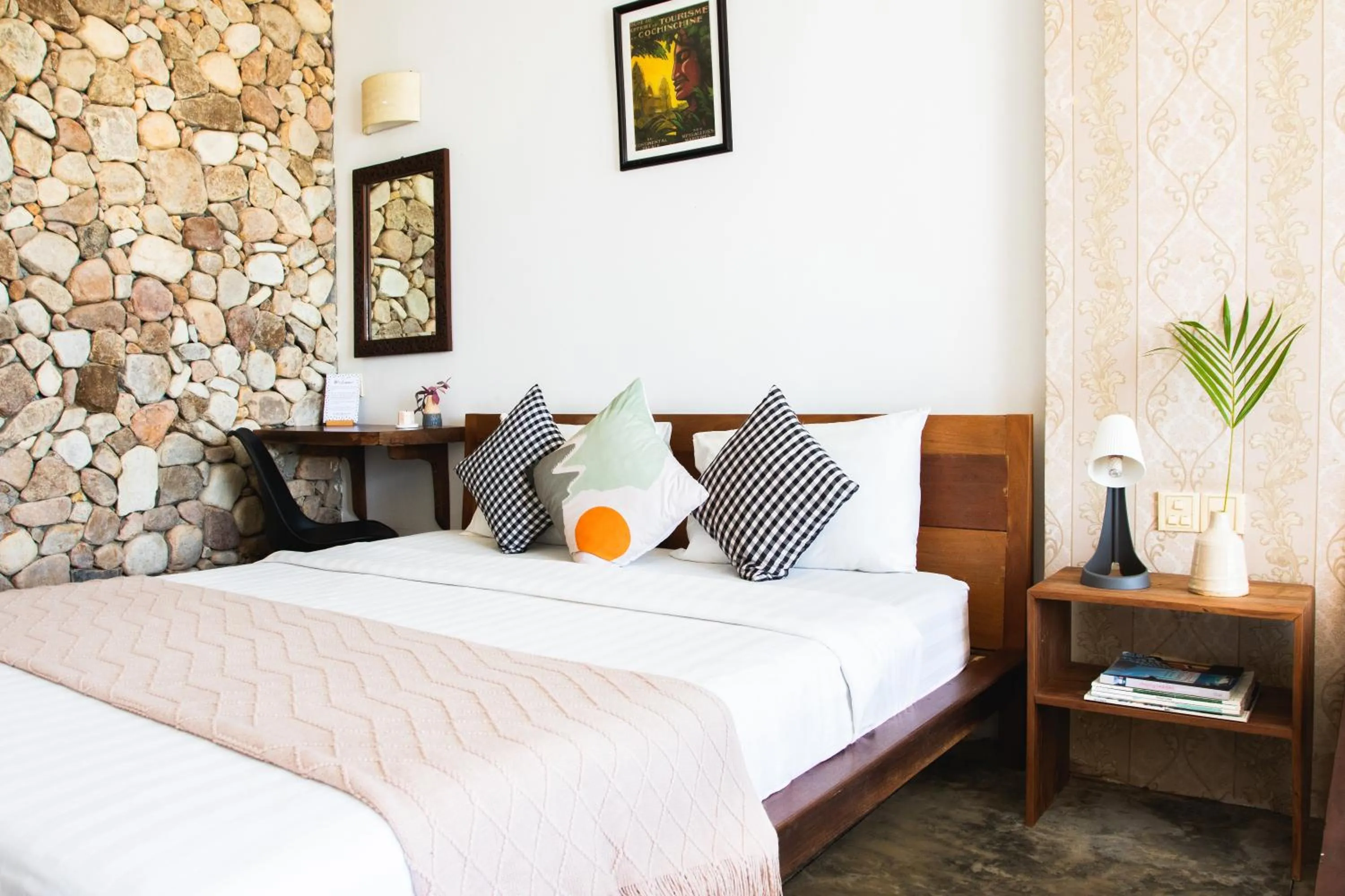 Bed in Saravoan-Kep Hotel