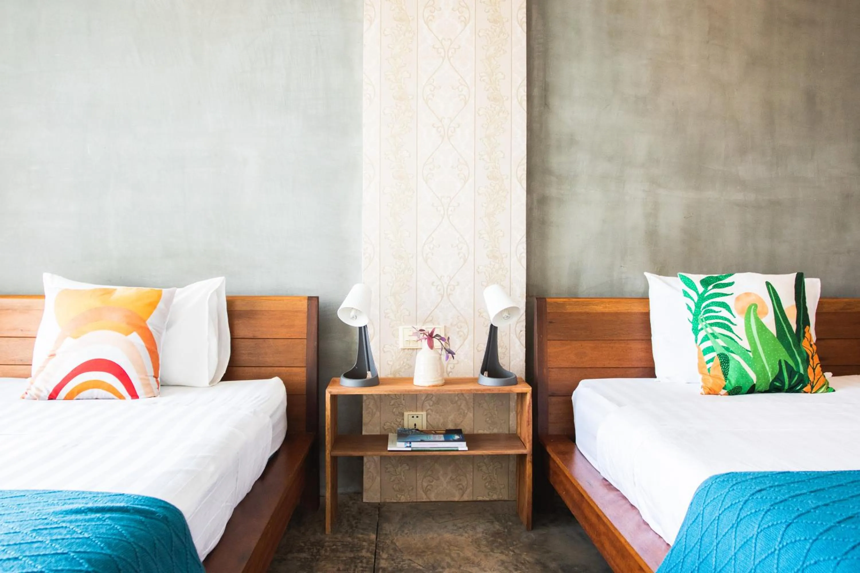 Bed in Saravoan-Kep Hotel