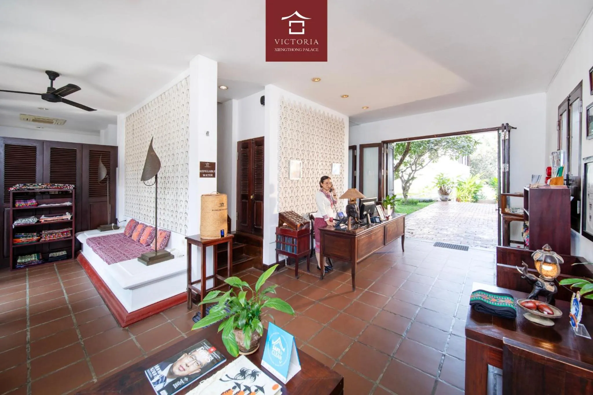 Lobby or reception, Bed in Victoria XiengThong Palace