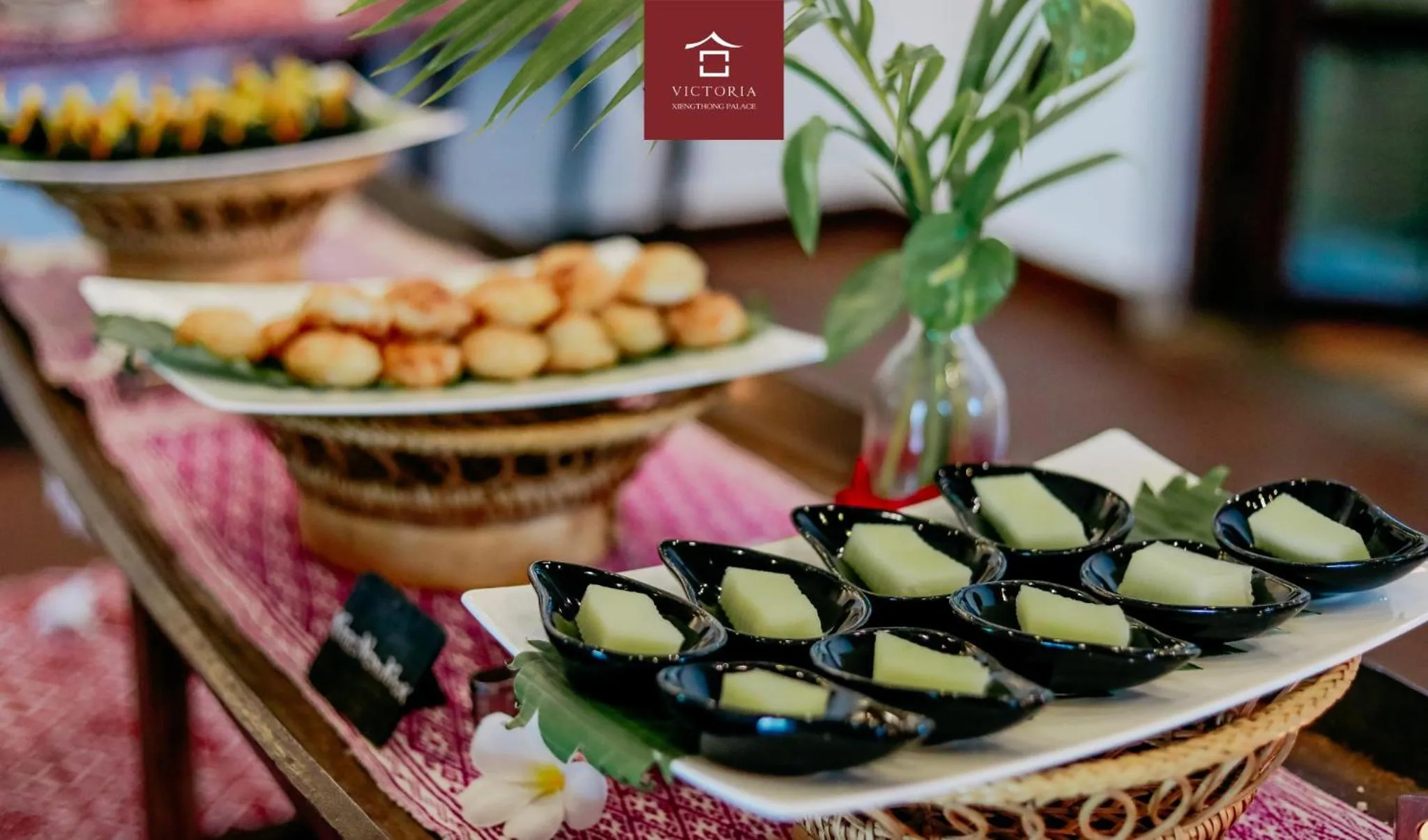 Food and drinks in Victoria XiengThong Palace