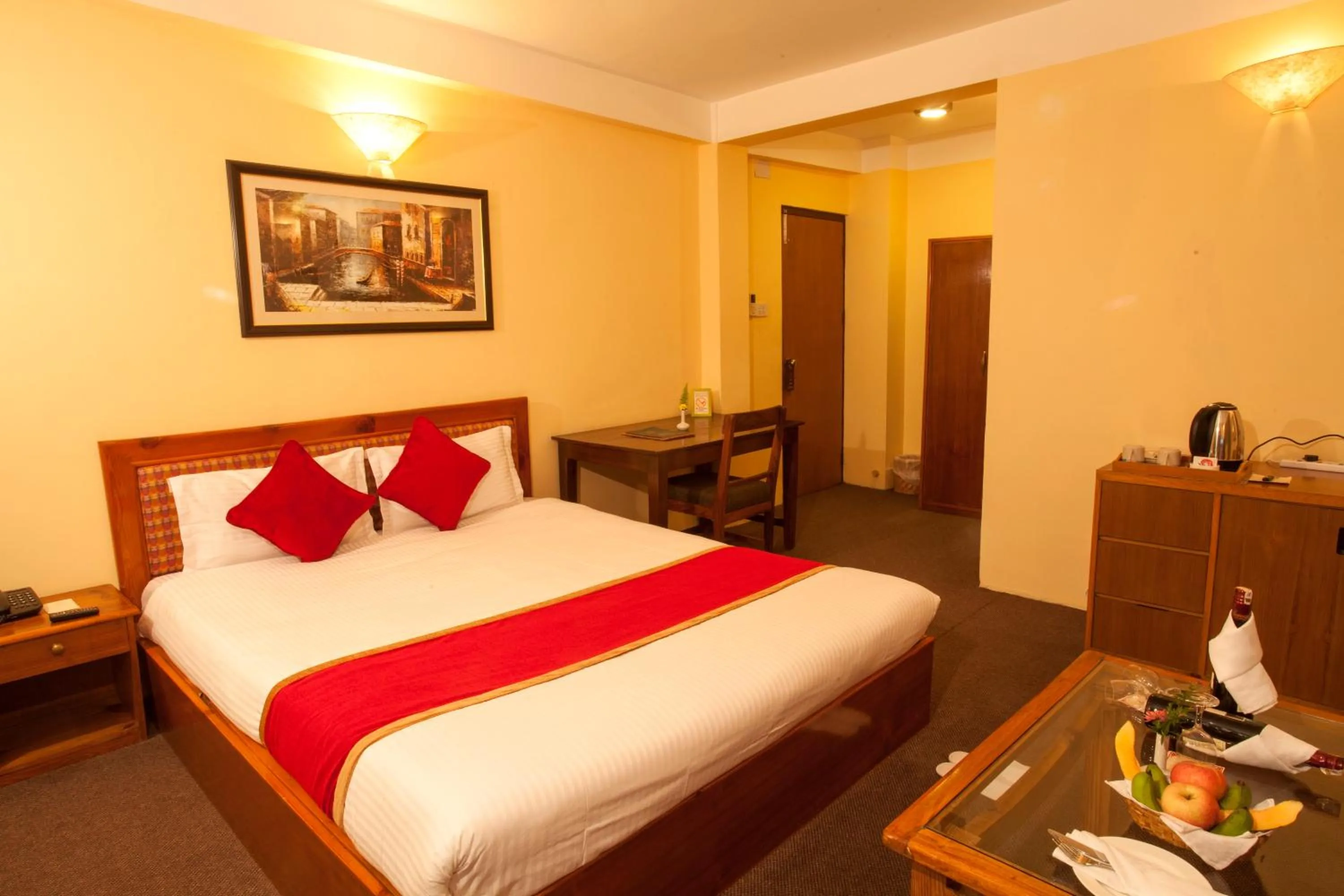 Bedroom, Bed in Royal Astoria Hotel