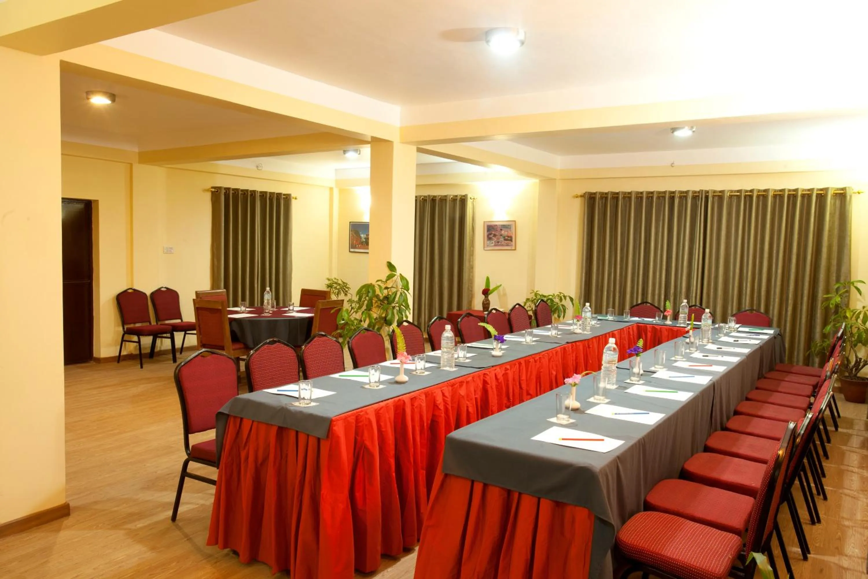 Meeting/conference room in Royal Astoria Hotel
