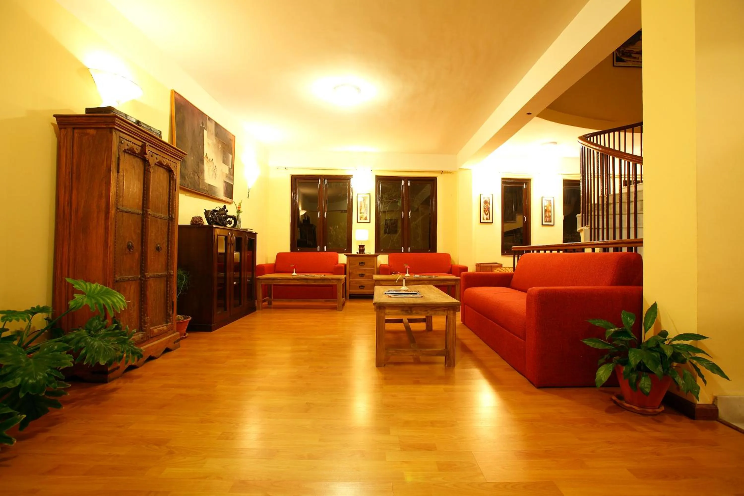 Communal lounge/ TV room in Royal Astoria Hotel