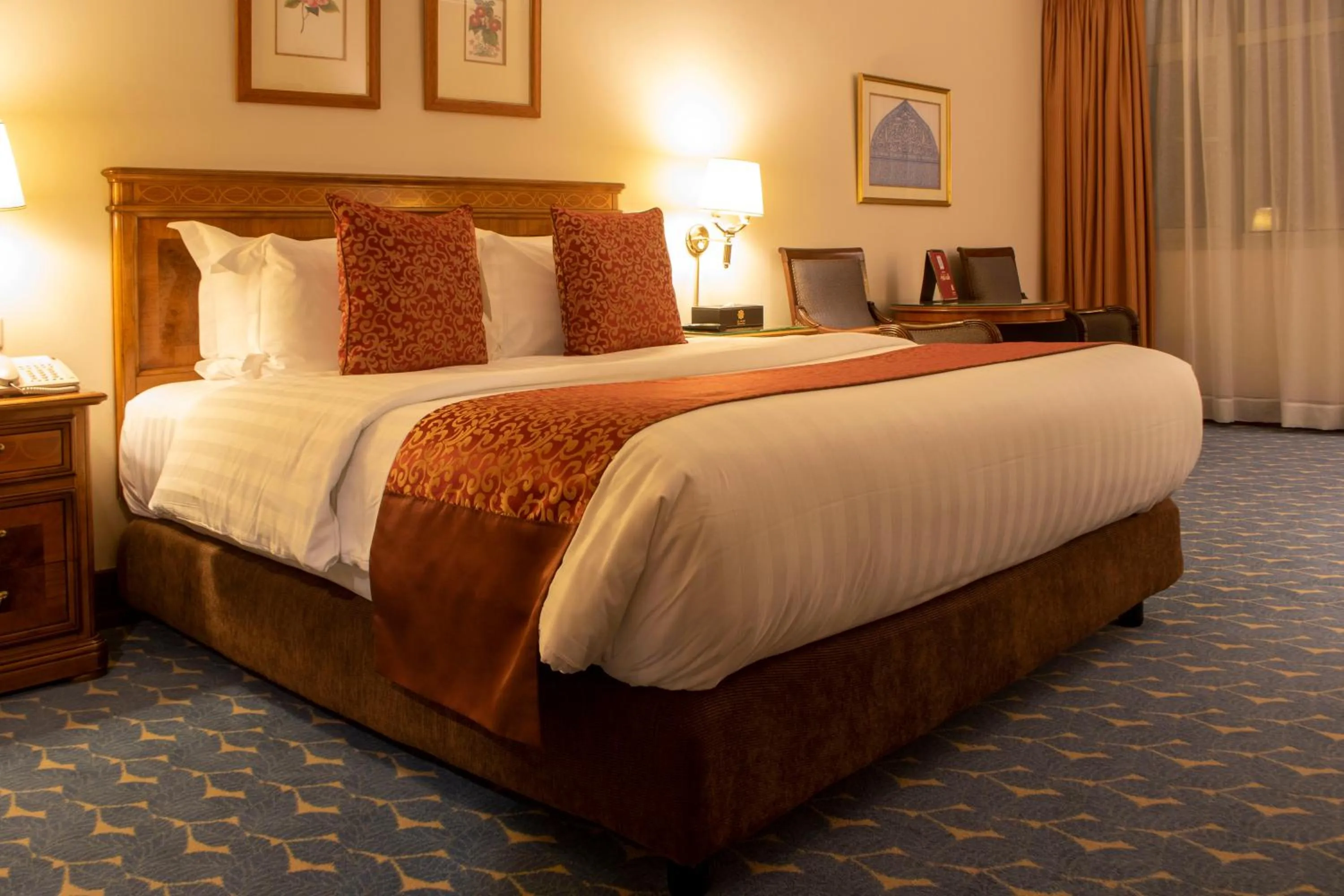 Bedroom, Bed in Abha Palace Hotel