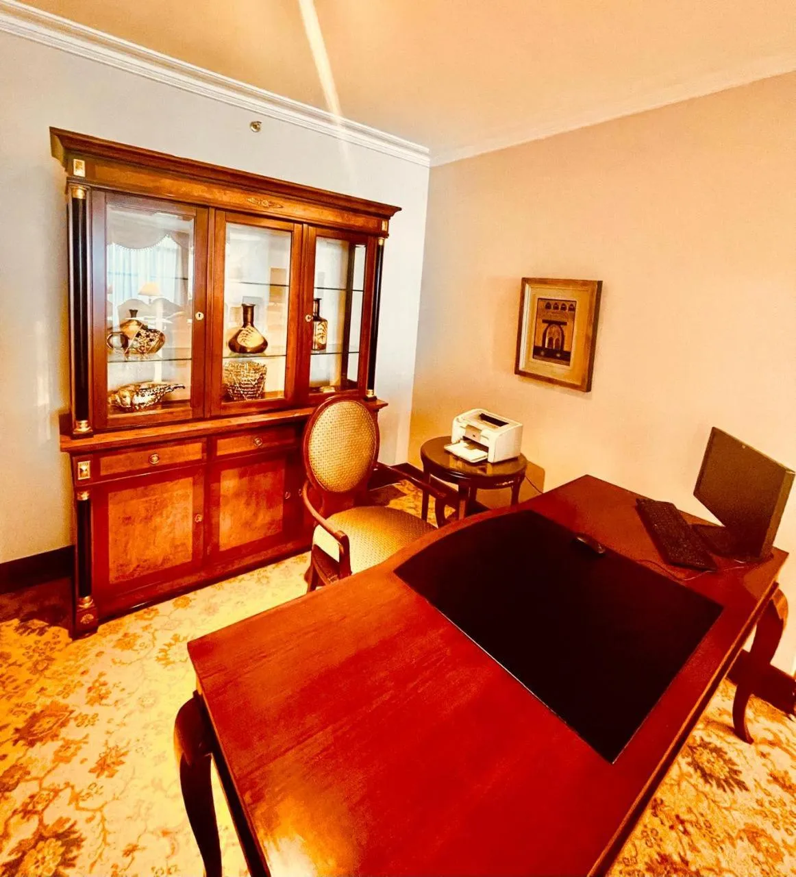 Living room in Abha Palace Hotel