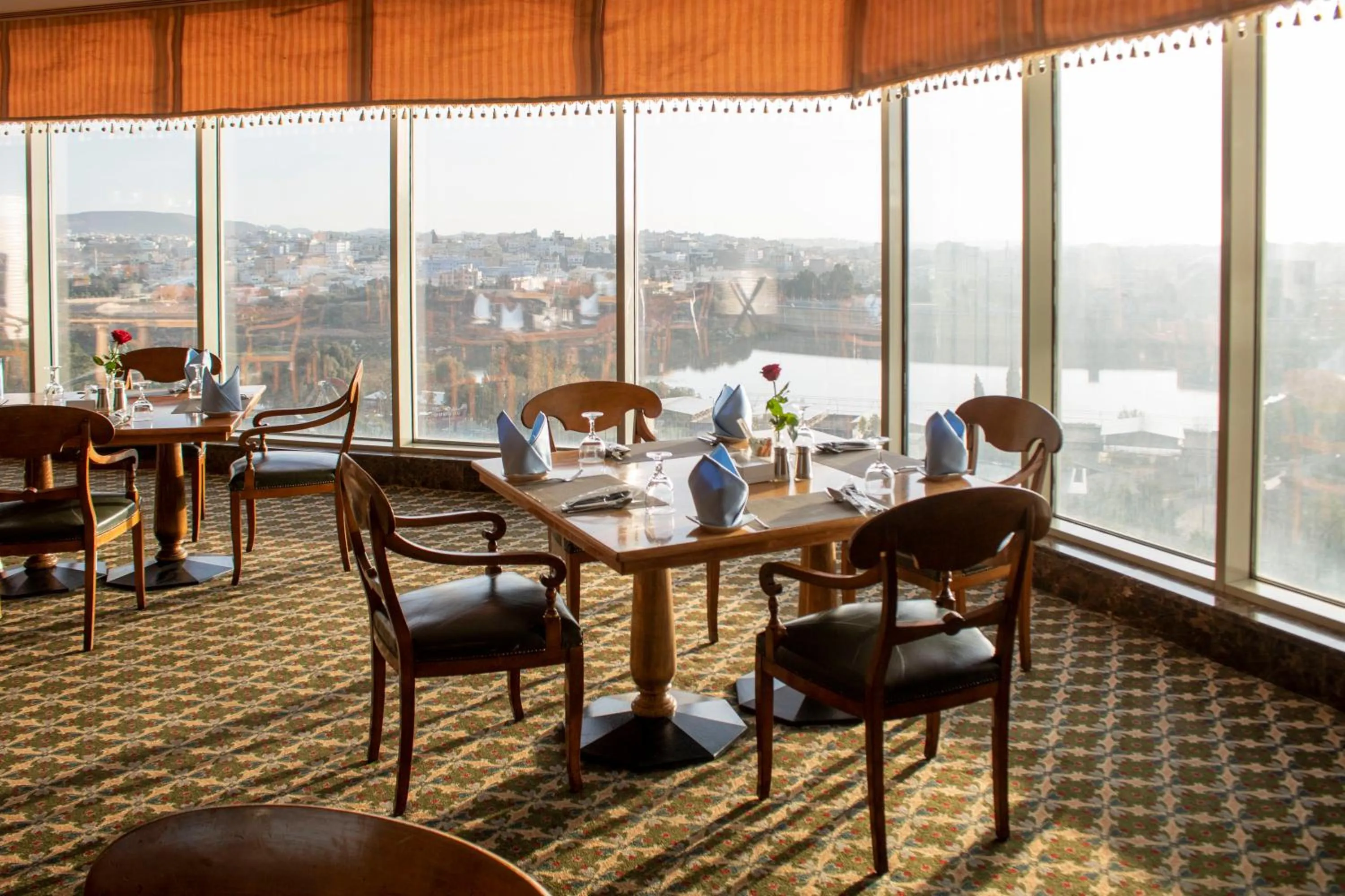 Restaurant/places to eat in Abha Palace Hotel