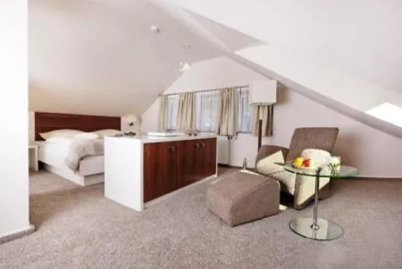 Photo of the whole room, Bed in Restaurant Niedmühle Land & Genuss Hotel