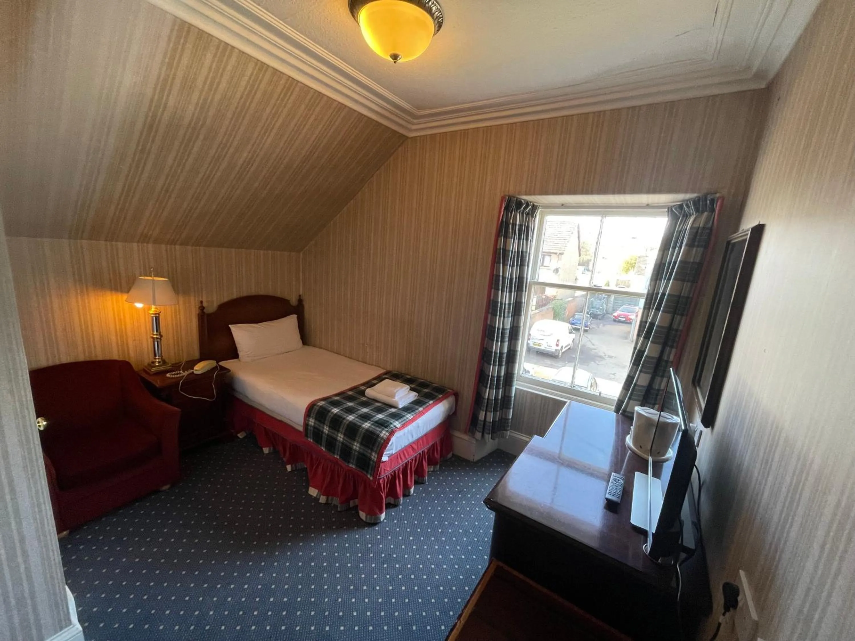 Bed in Lovat Arms Hotel