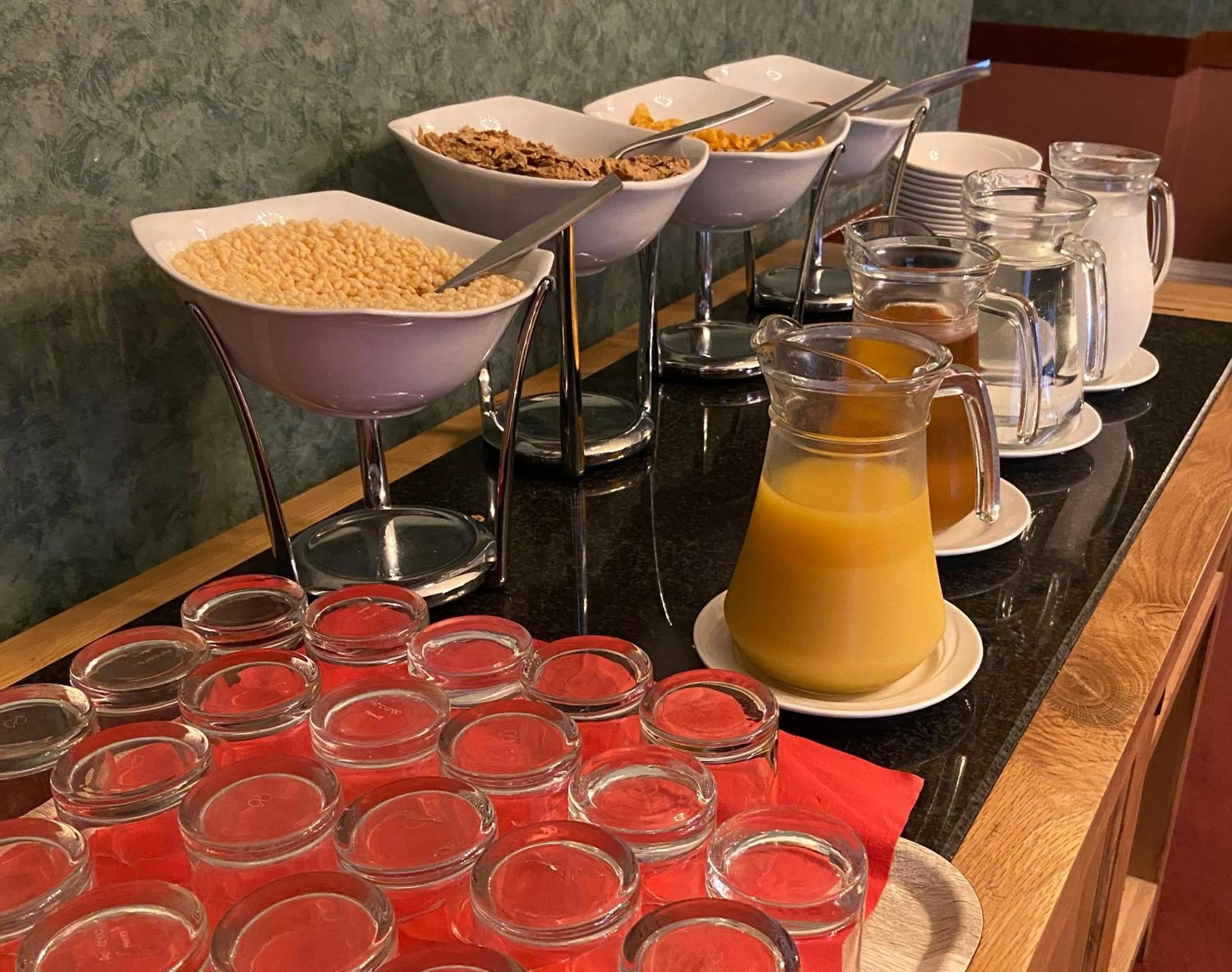 Breakfast in Lovat Arms Hotel