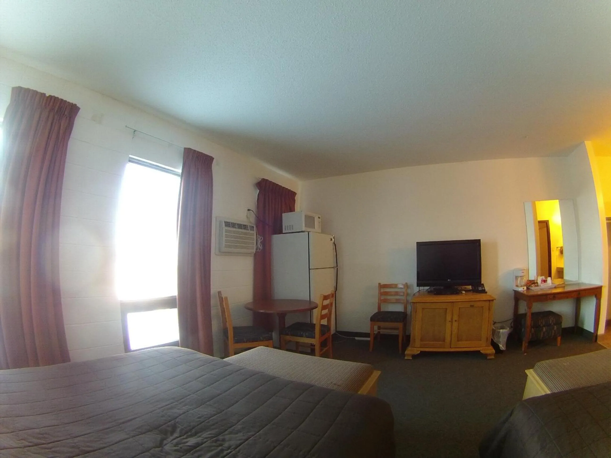 Bed in Rycroft Hotel