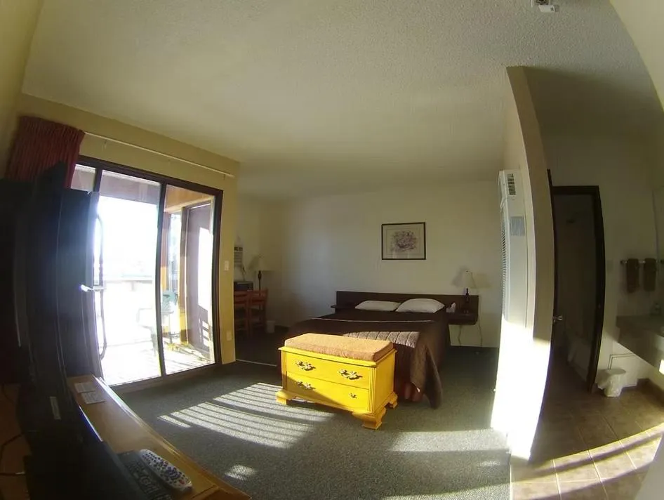 Bed in Rycroft Hotel