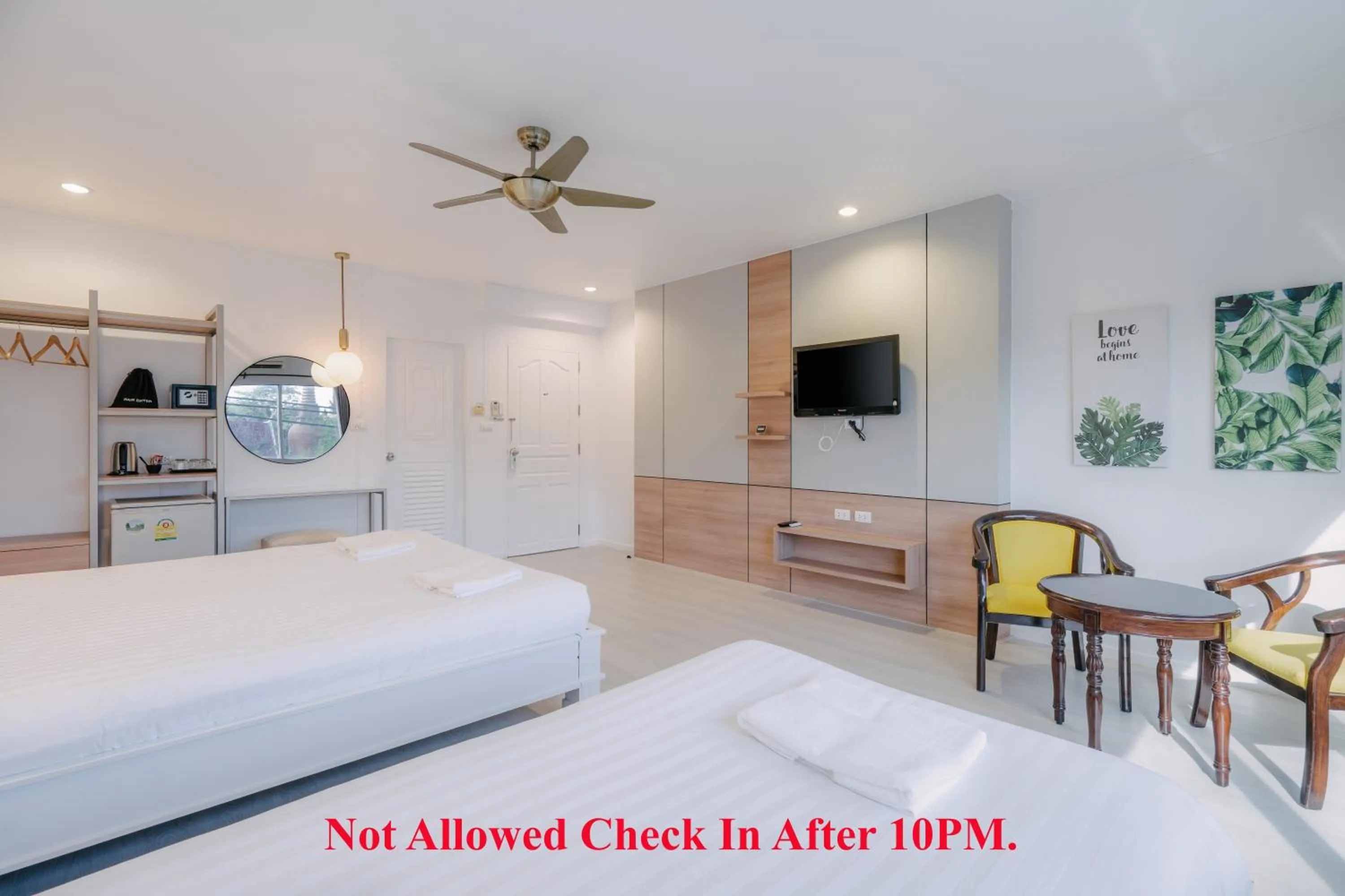 Bed in Baan Sutra Guesthouse