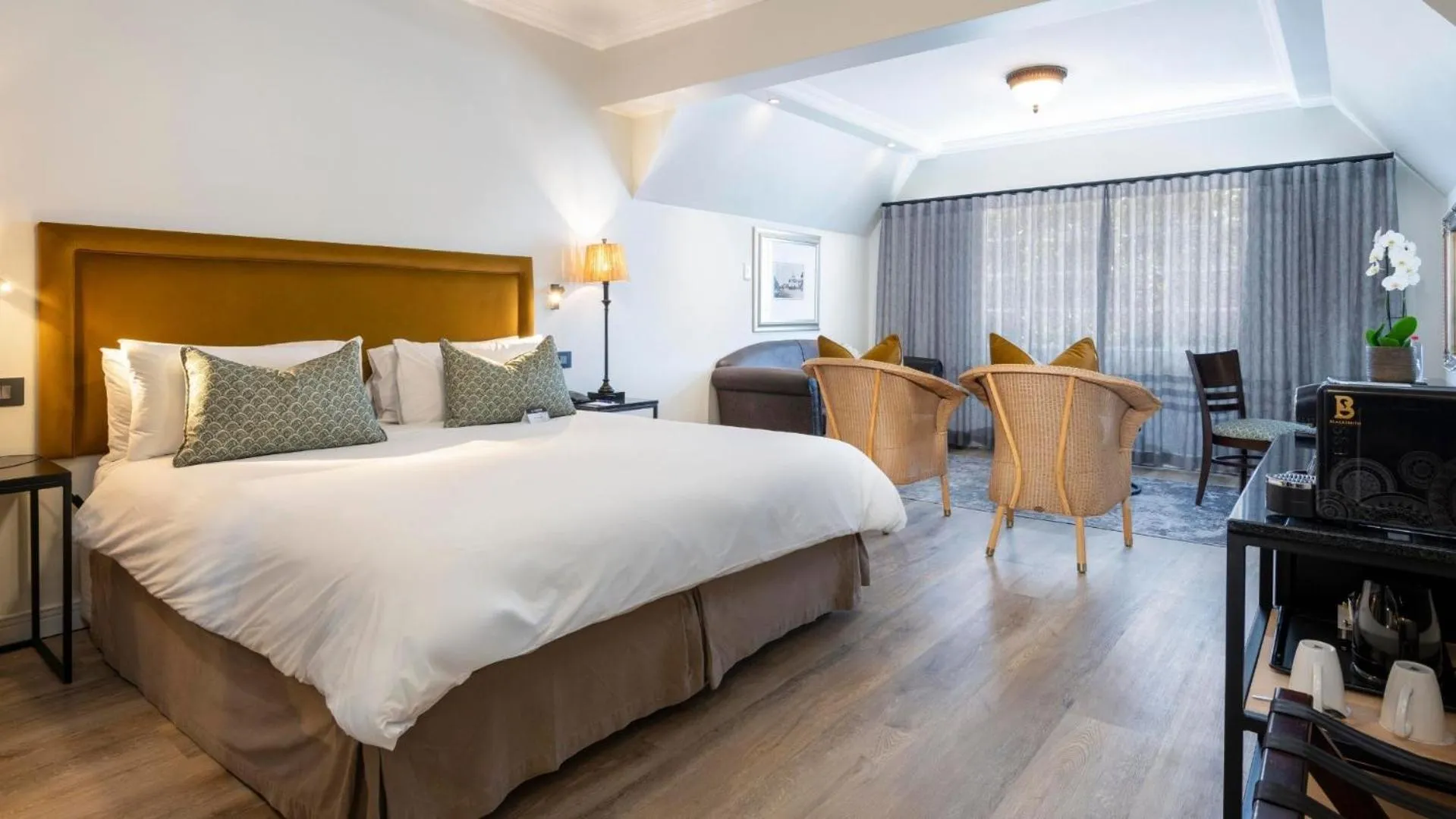 Bed in ANEW Hotel Hilton Pietermaritzburg