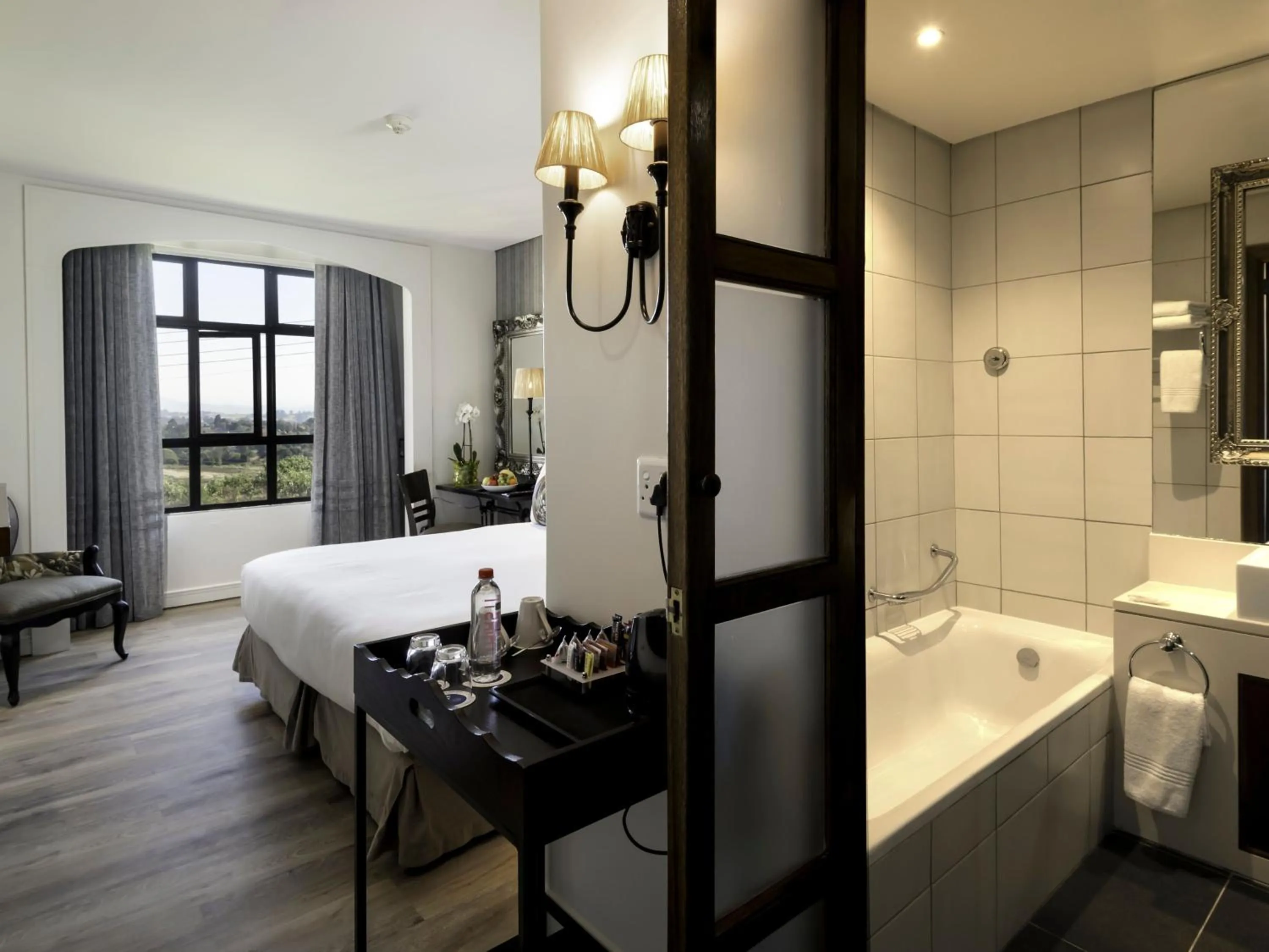 Bed in ANEW Hotel Hilton Pietermaritzburg