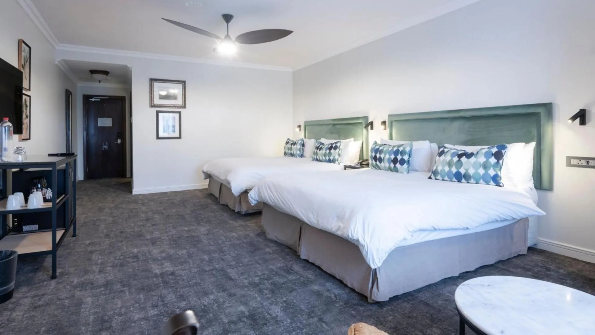 Bed in ANEW Hotel Hilton Pietermaritzburg