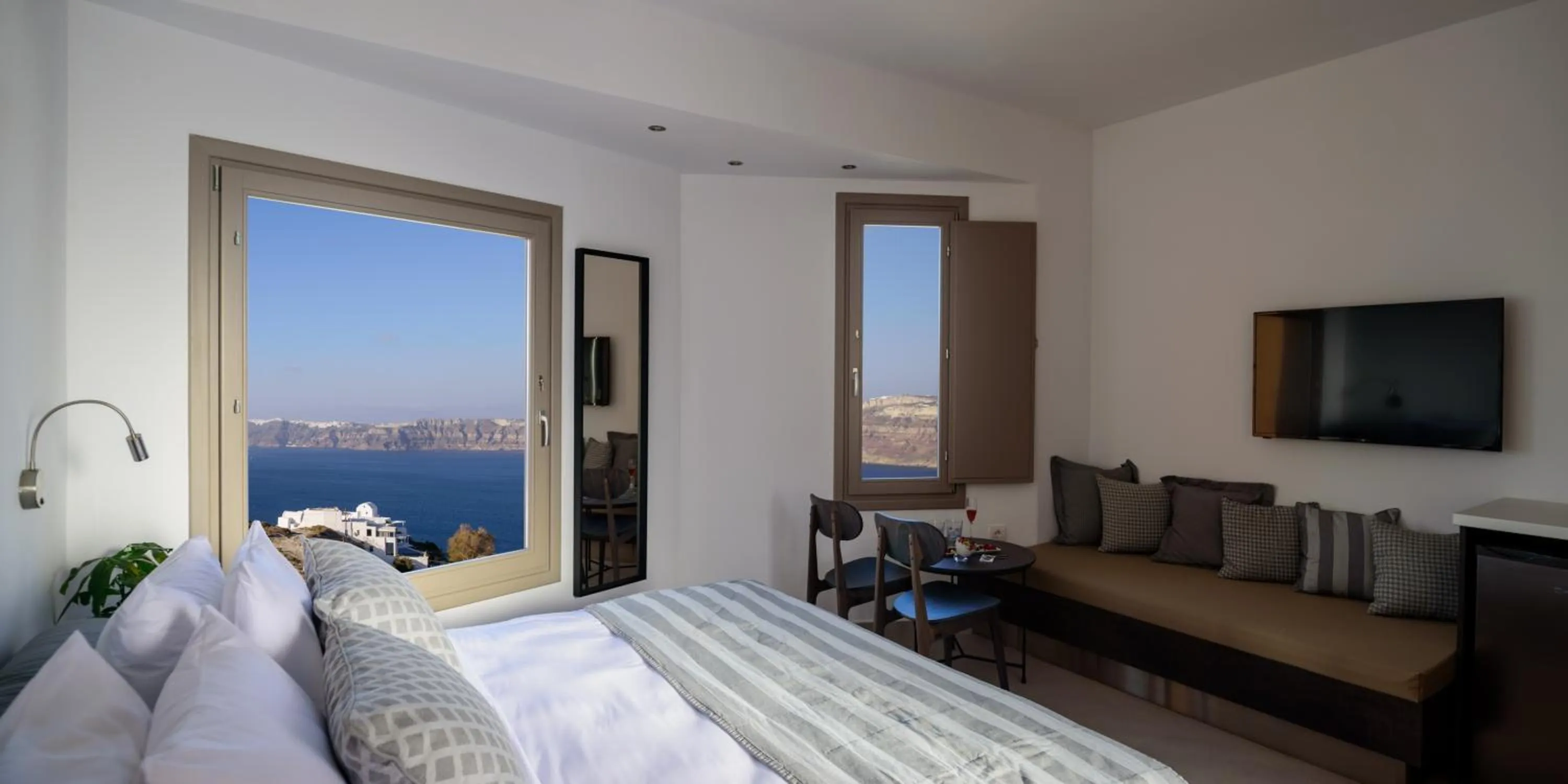 Bed in Kalestesia Suites