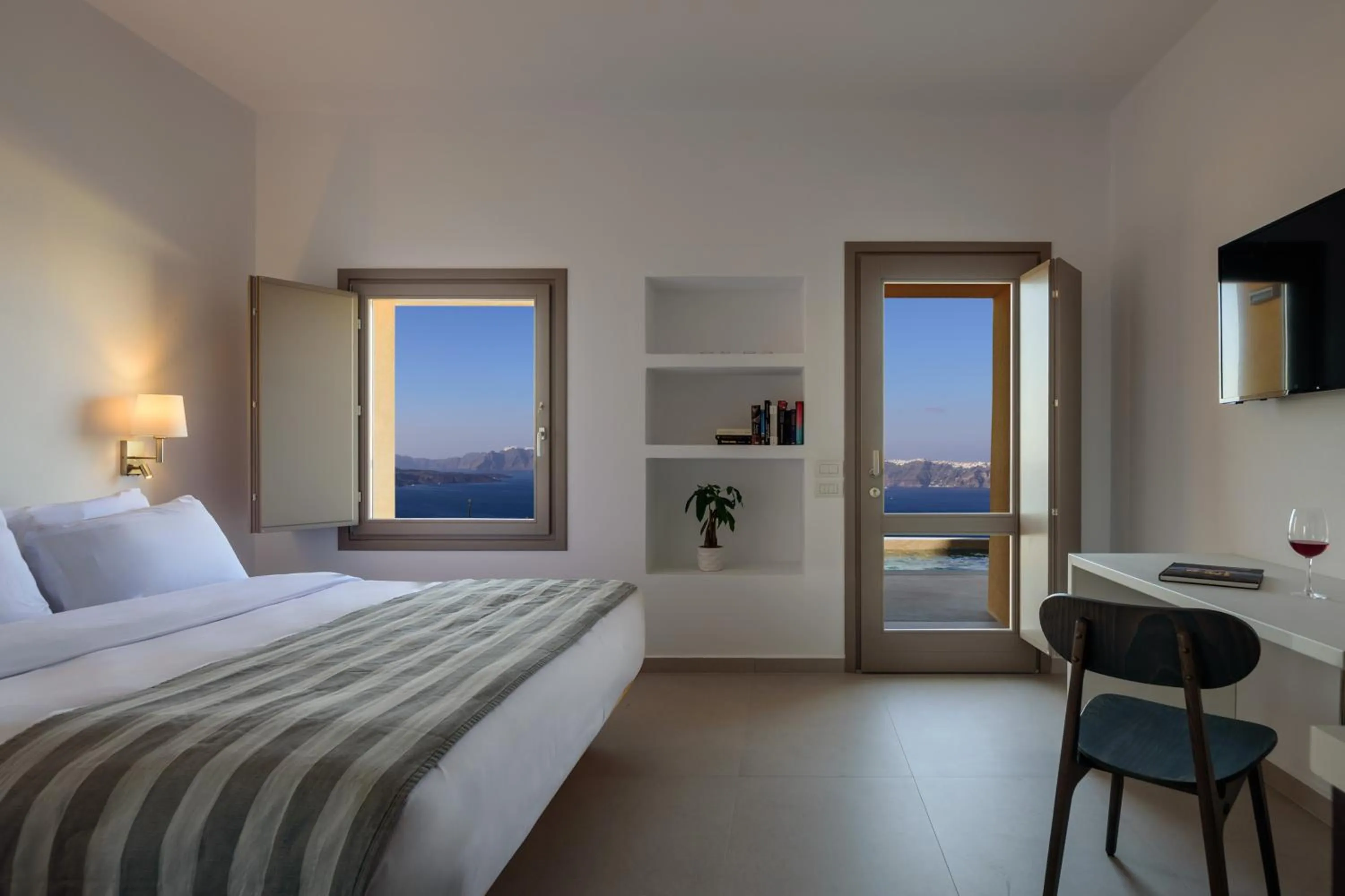 Bed in Kalestesia Suites