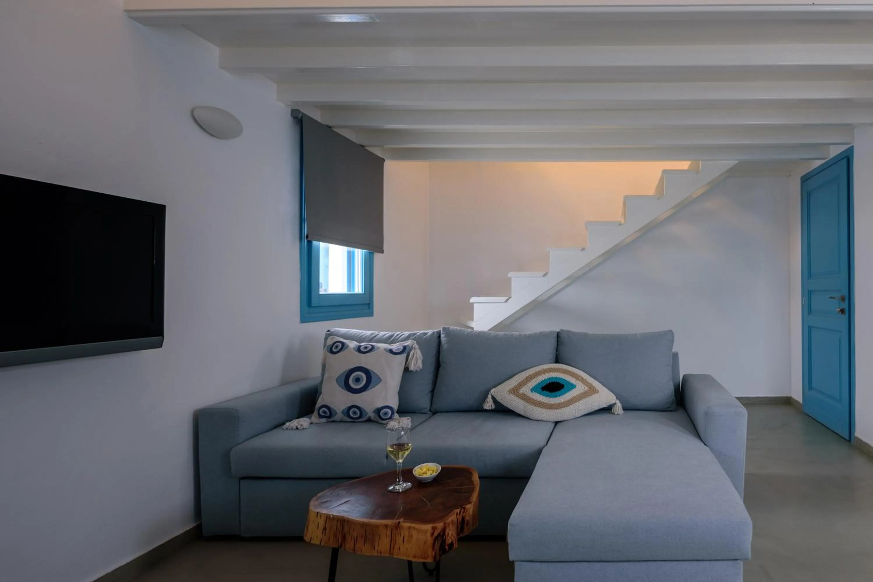 TV and multimedia in Kalestesia Suites