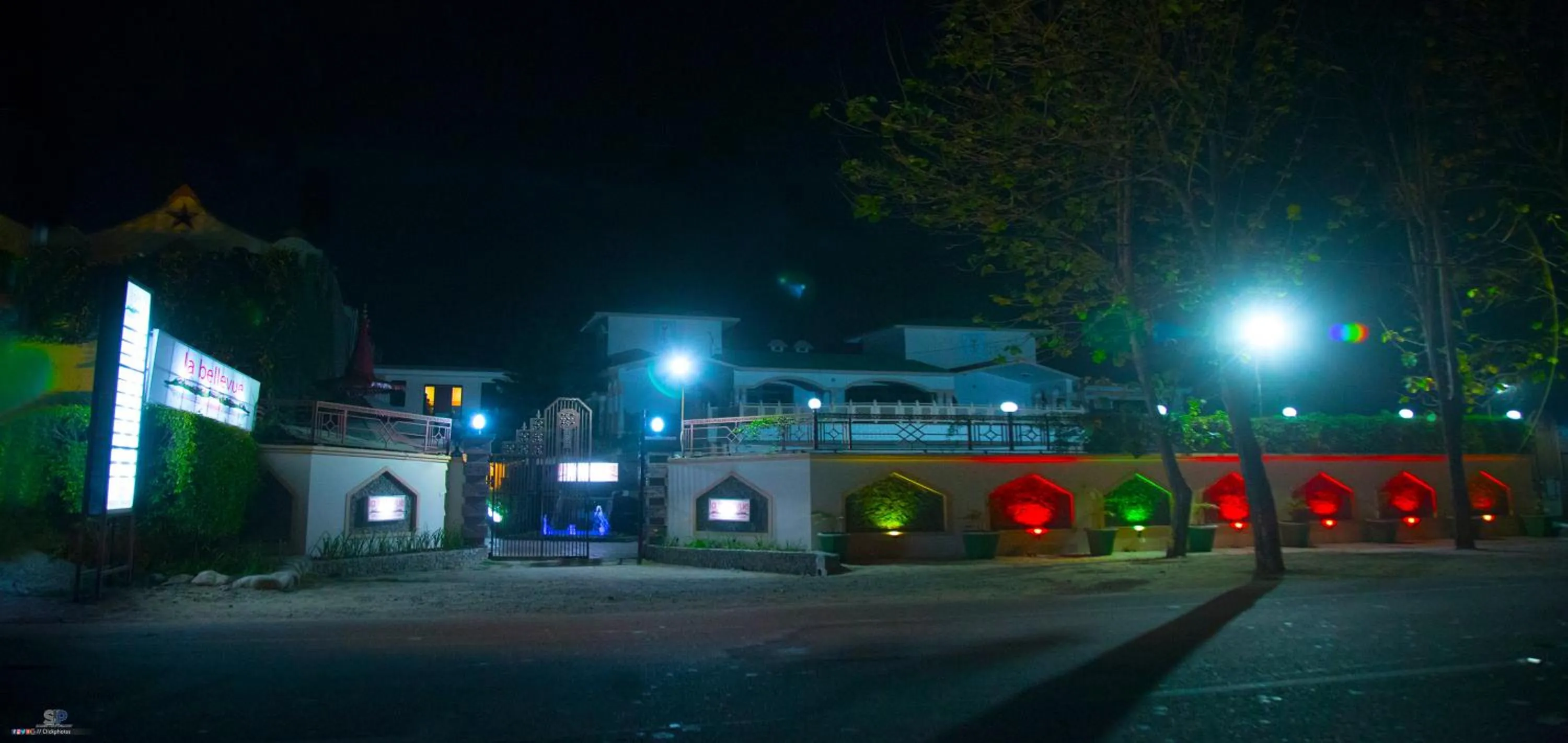 Property building in La Bellevue (Club & Resort)