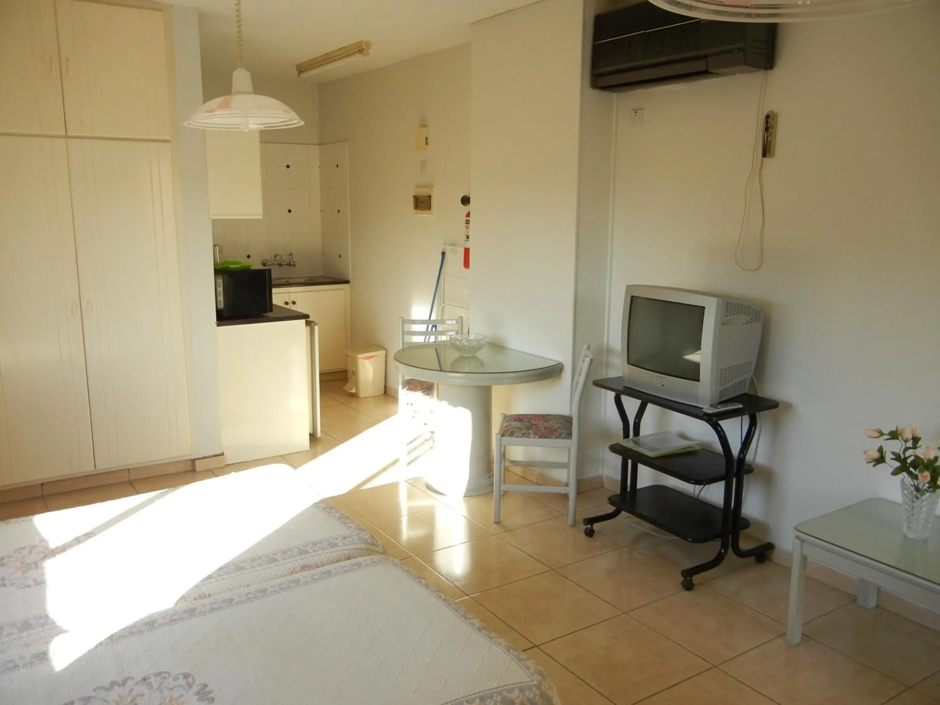 Family Studio (2 Adults + 1 Child) in Tsialis Hotel Apartments Family Studio (2 Adults + 1 Child) in Tsialis Hotel Apartments