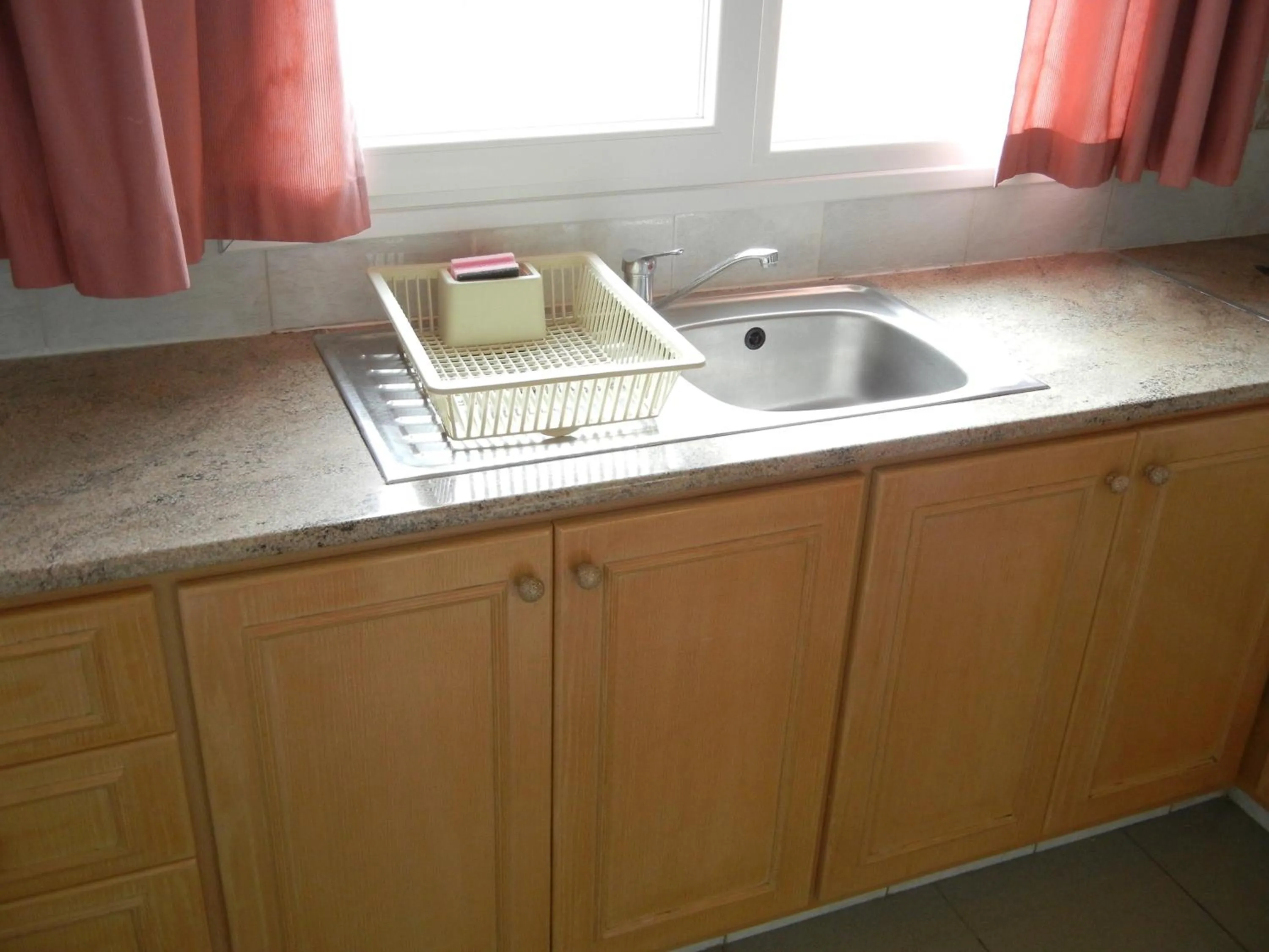 Kitchen or kitchenette in Tsialis Hotel Apartments