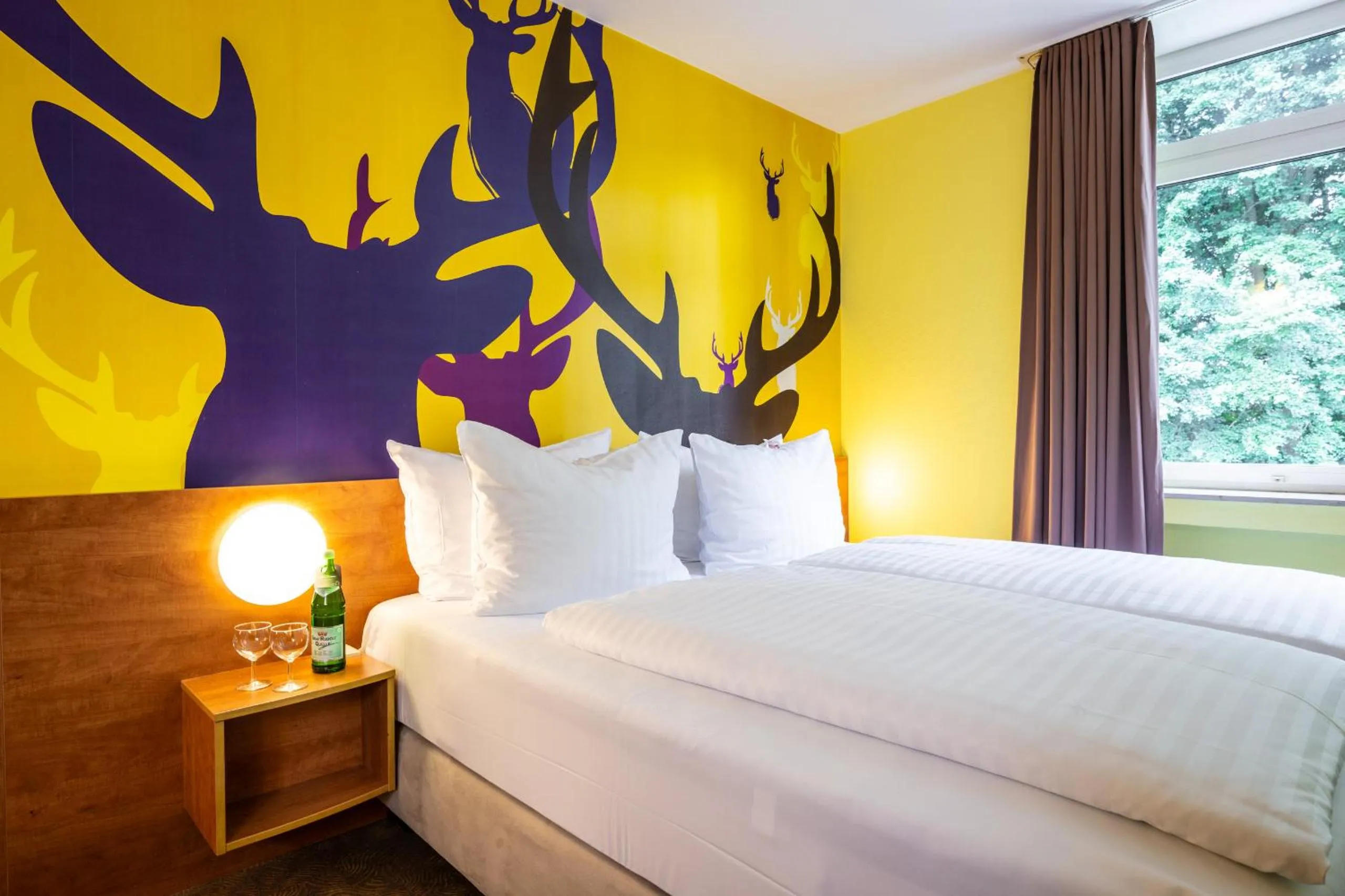 Photo of the whole room, Bed in Hotel Göttingen-West