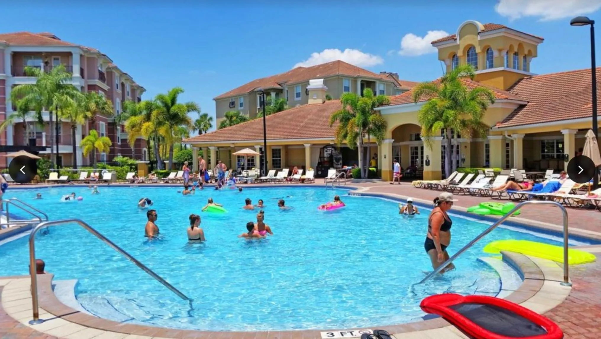 Swimming pool in Executive 3 Bedroom Villa at Universal,Convention Center, Vista Cay